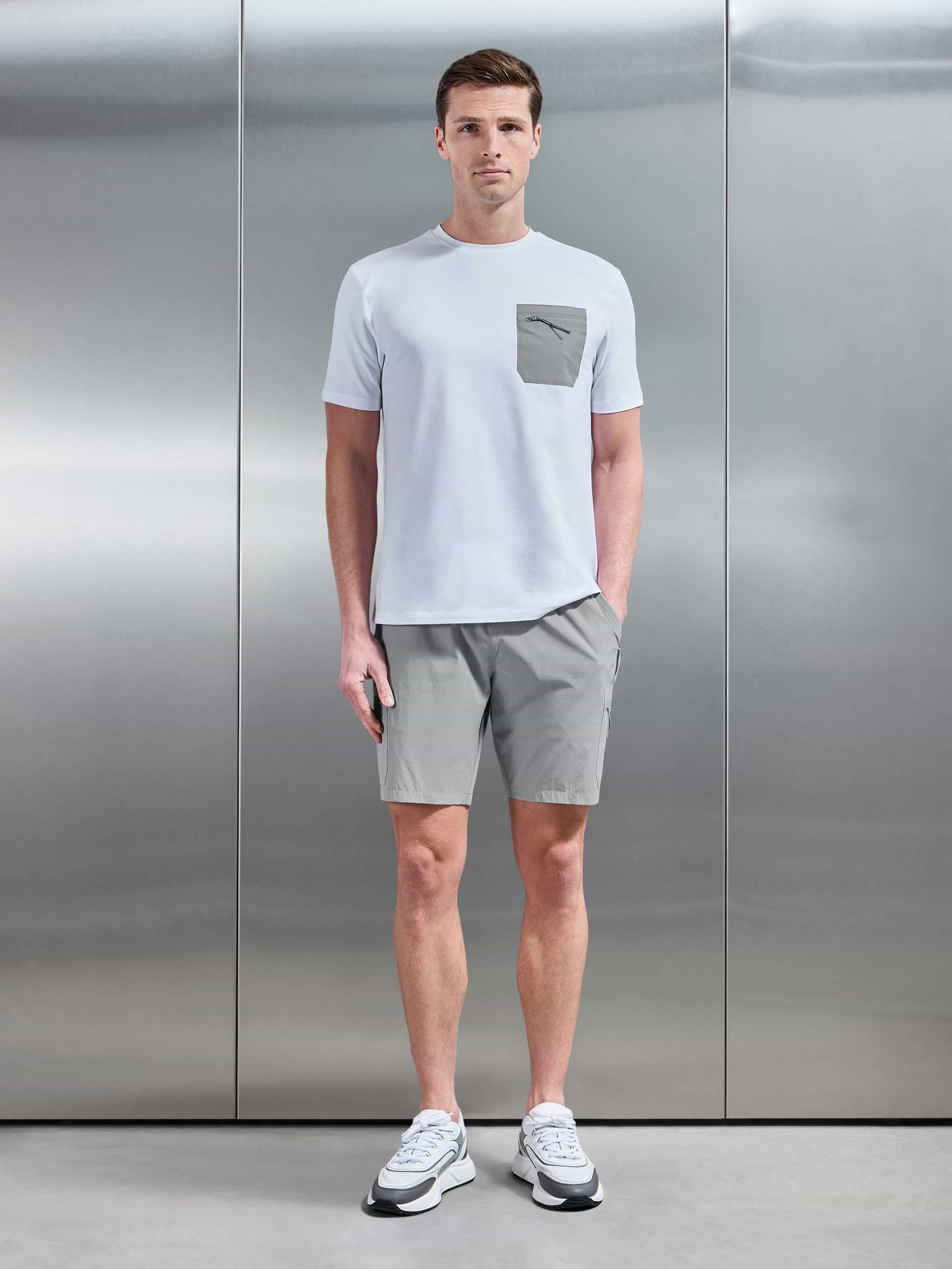 Mens Active Cargo Short in Mid Grey