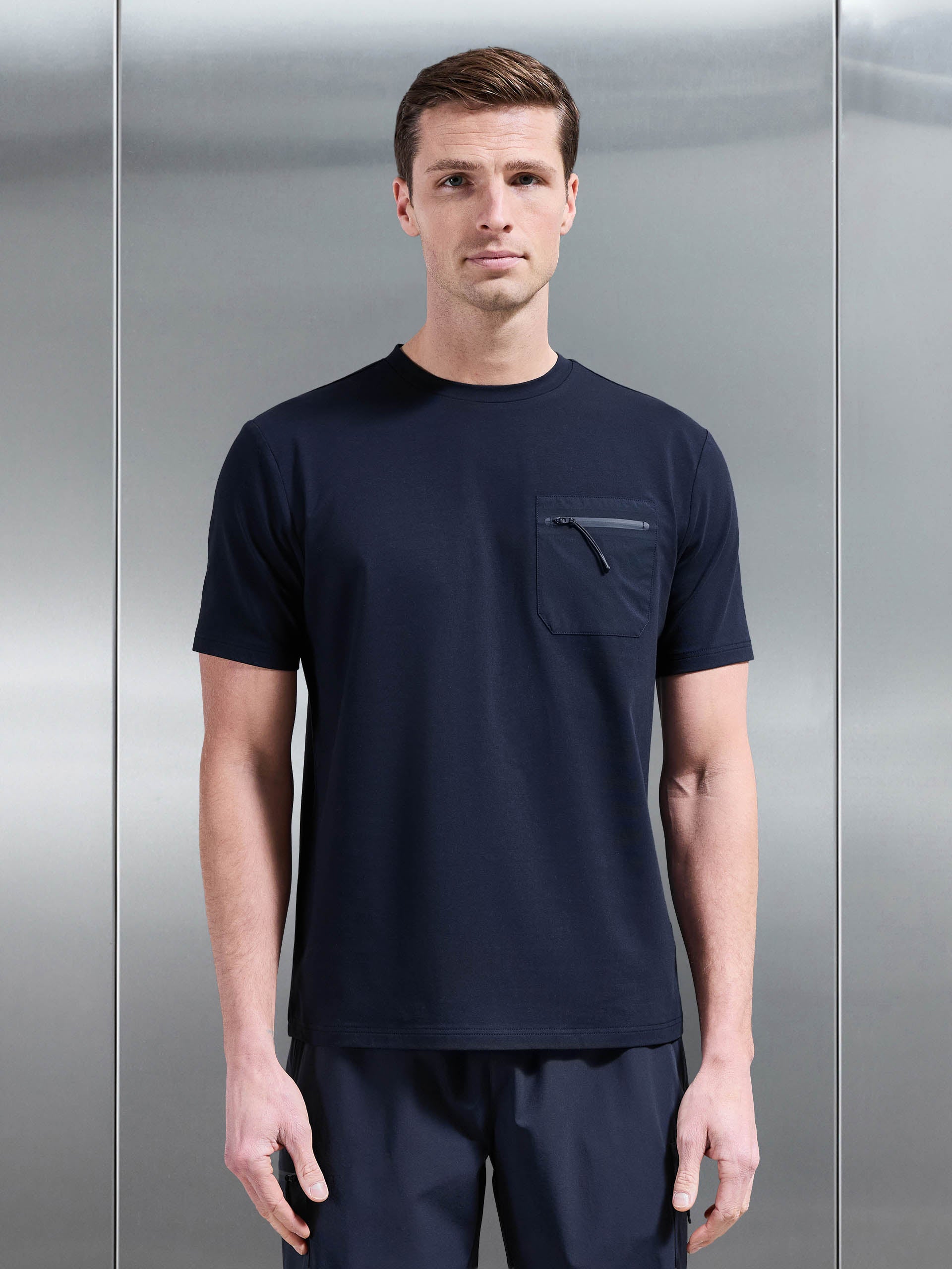 Mens Active Cargo T-Shirt in Navy