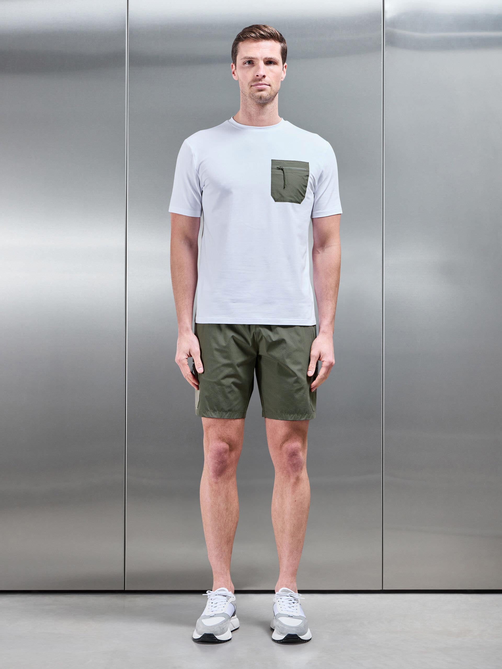 Mens Active Cargo T-Shirt in White Olive