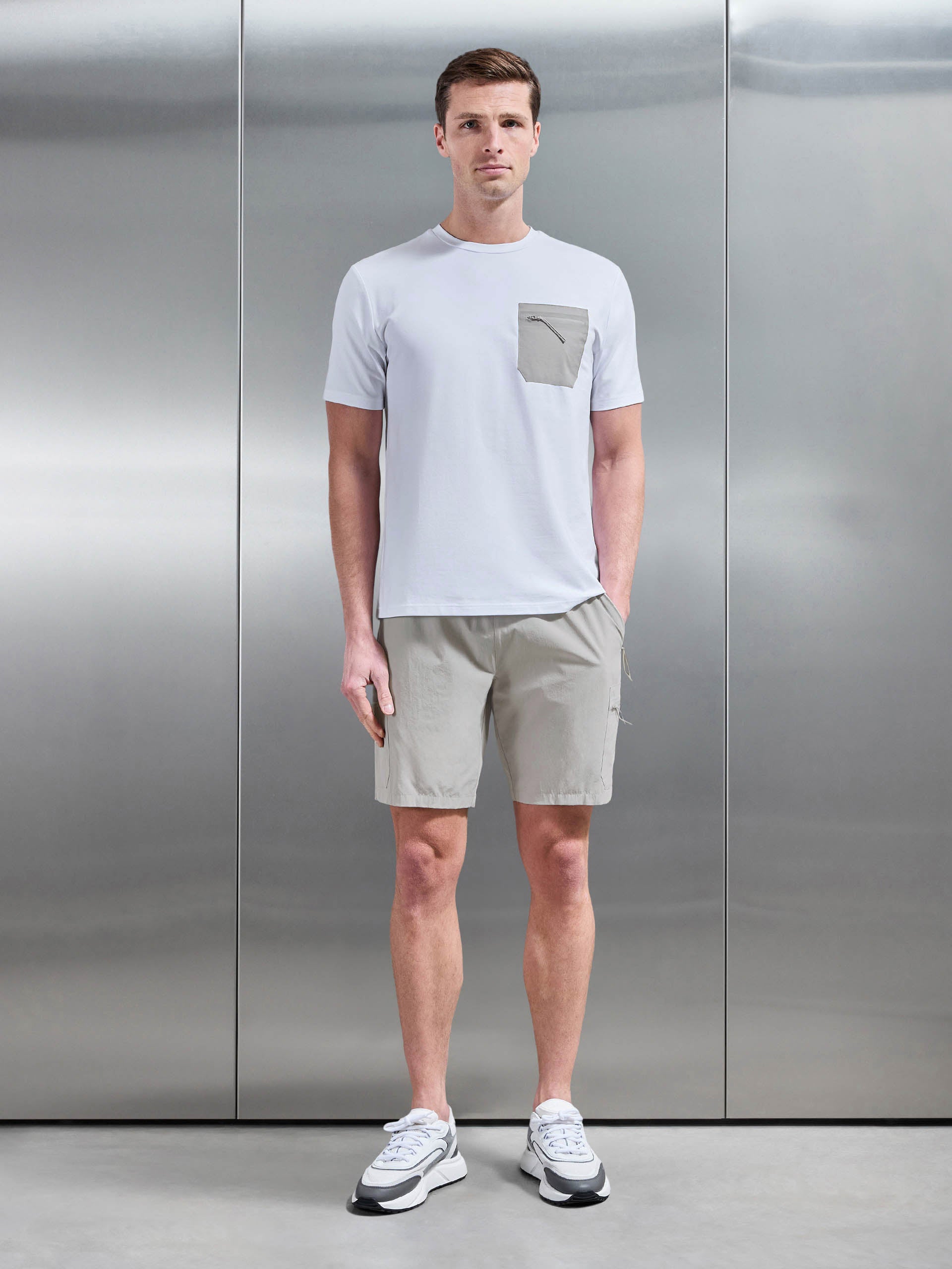 Mens Active Cargo T-Shirt in White Stone