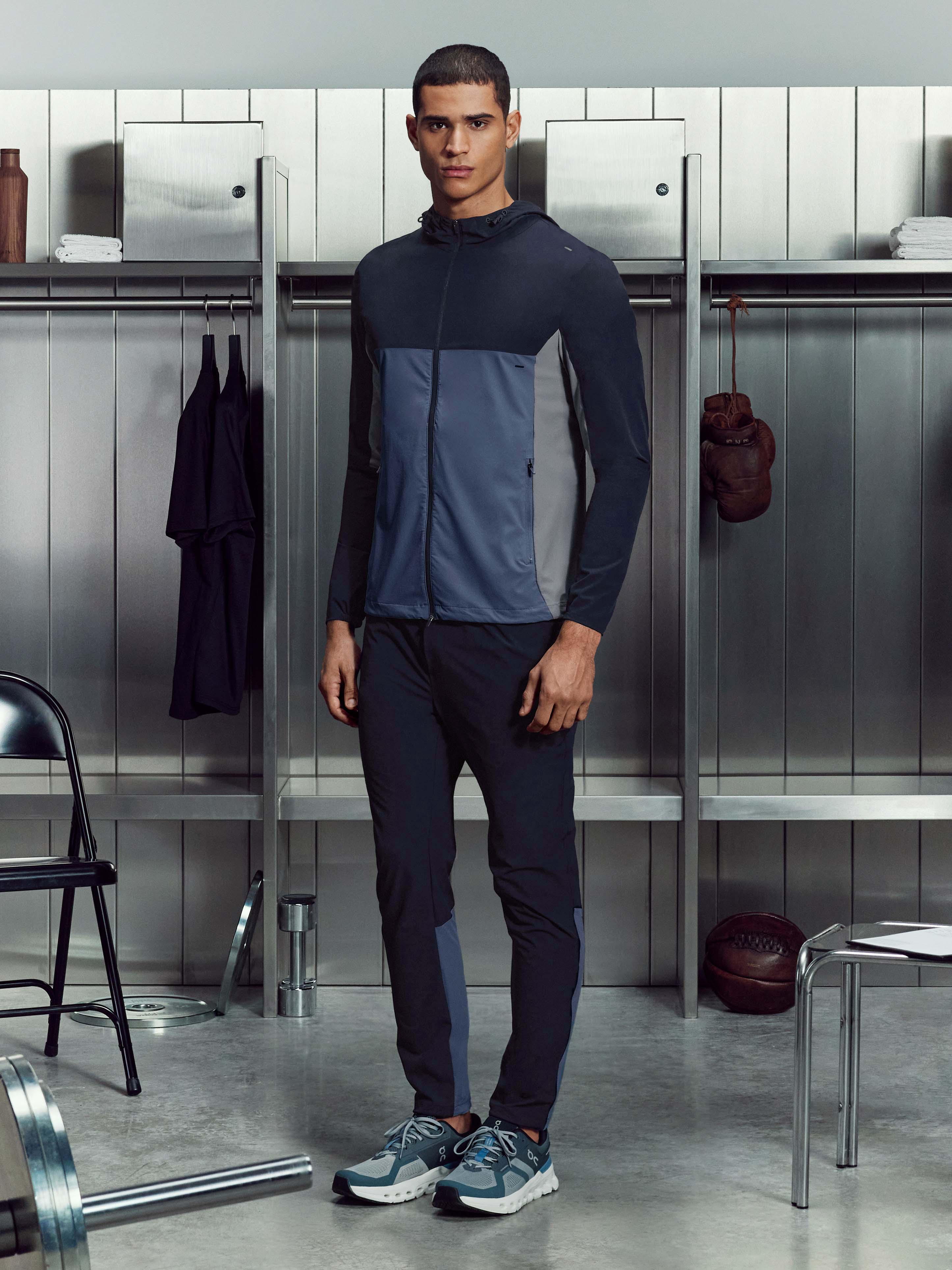 Mens Active Colour Block Trackpant in Navy