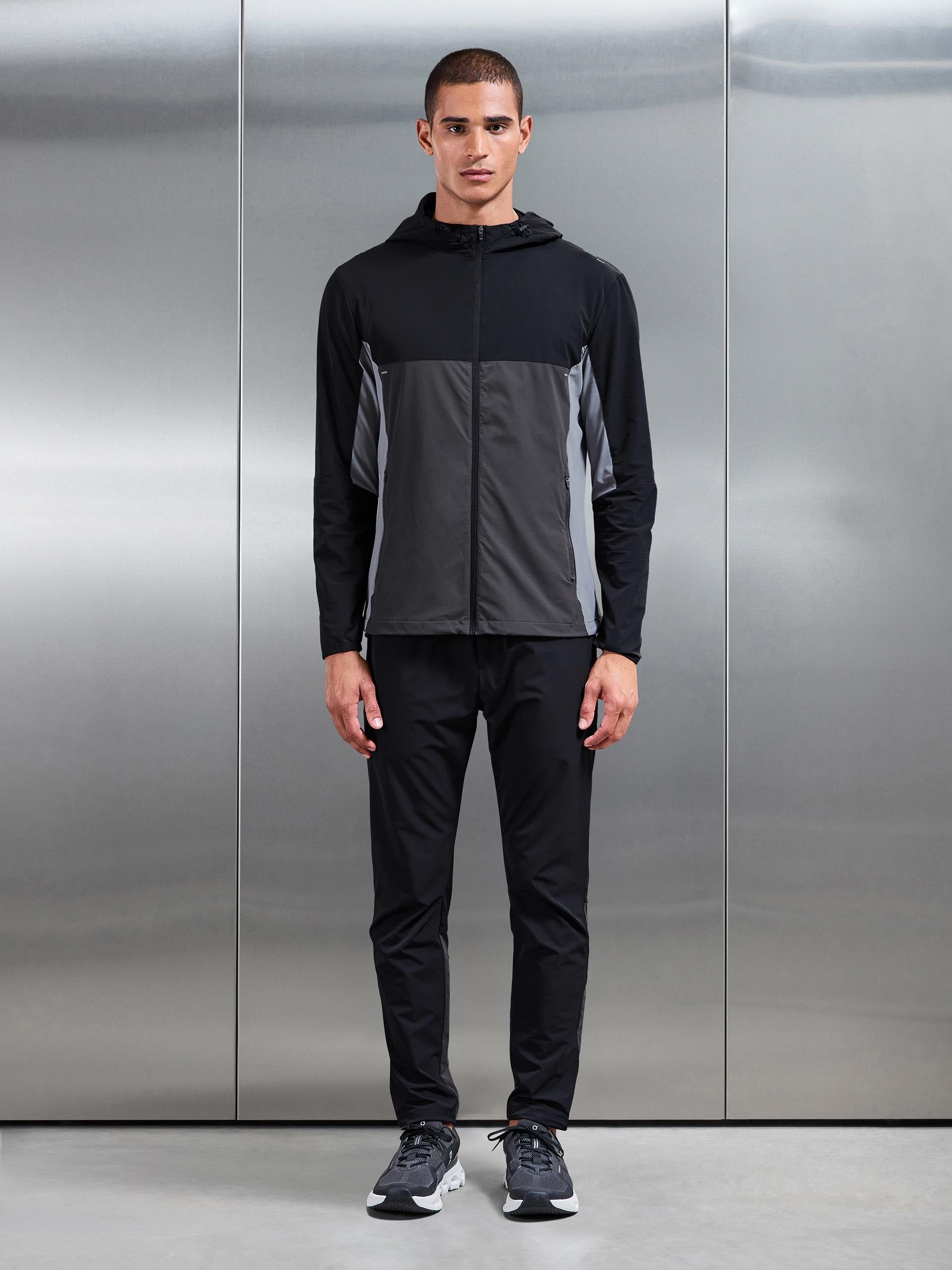 Mens Active Colour Block Windbreaker in Black
