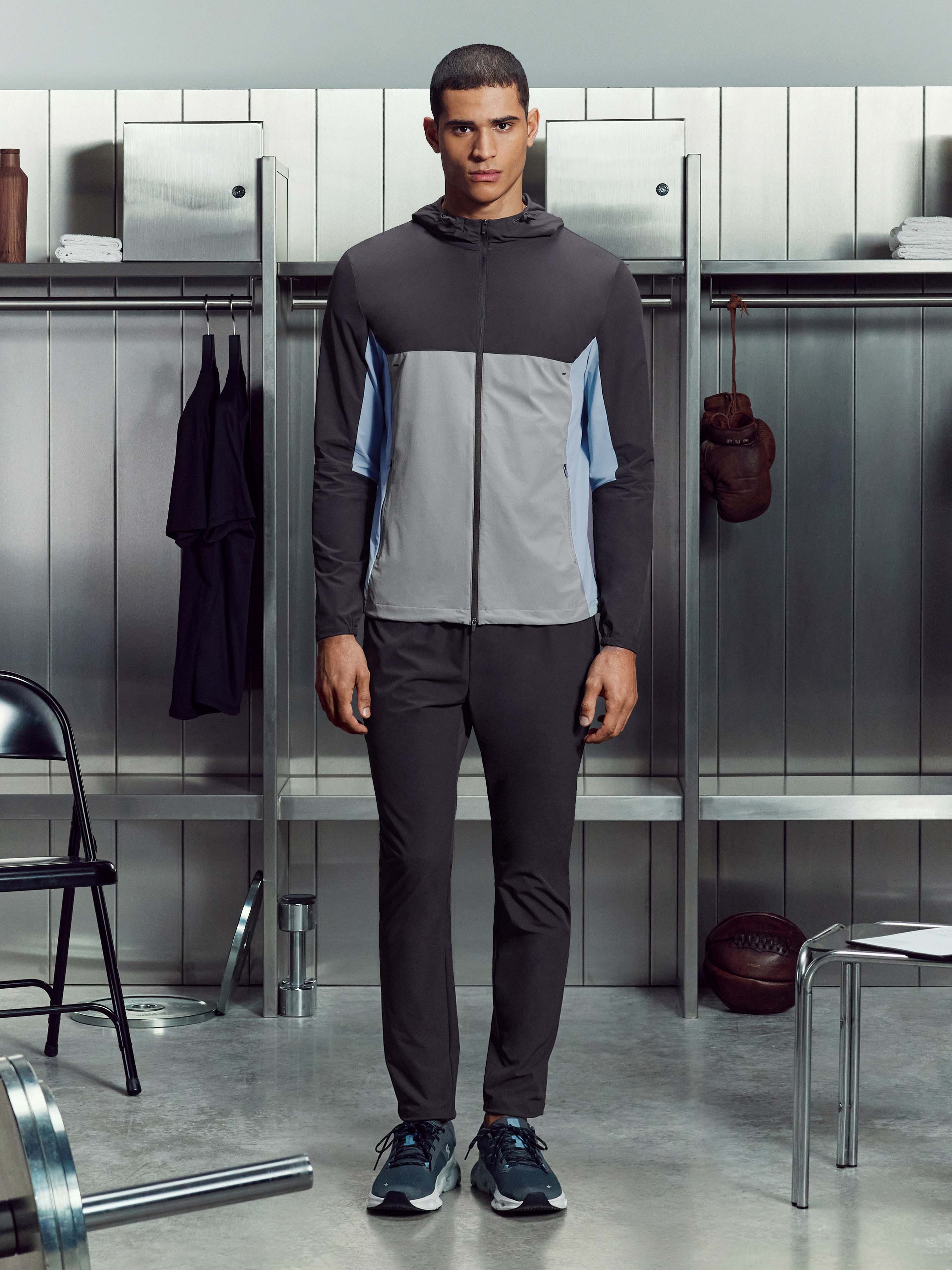 Mens Active Colour Block Windbreaker in Mid Grey