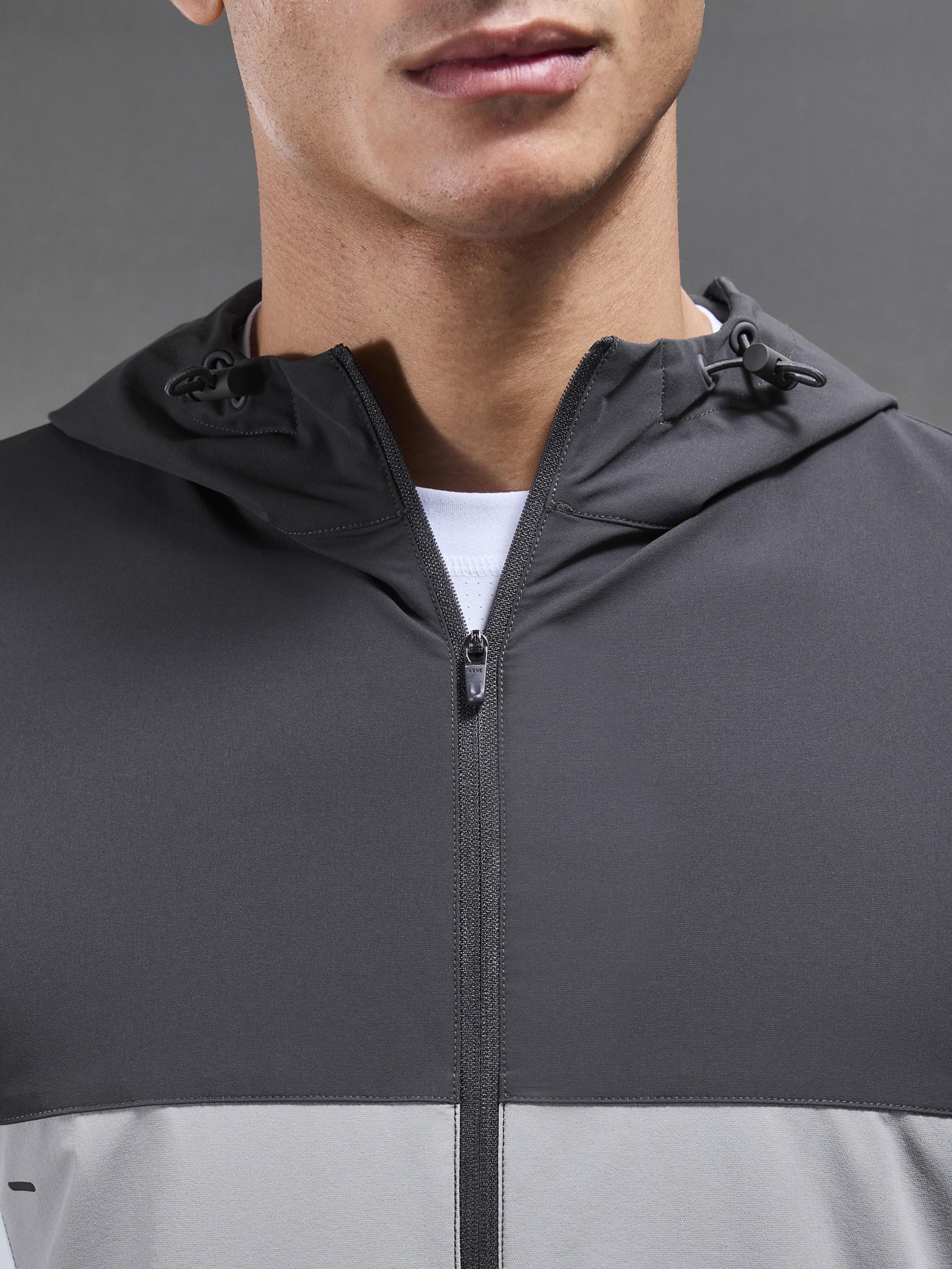 Mens Active Colour Block Windbreaker in Mid Grey