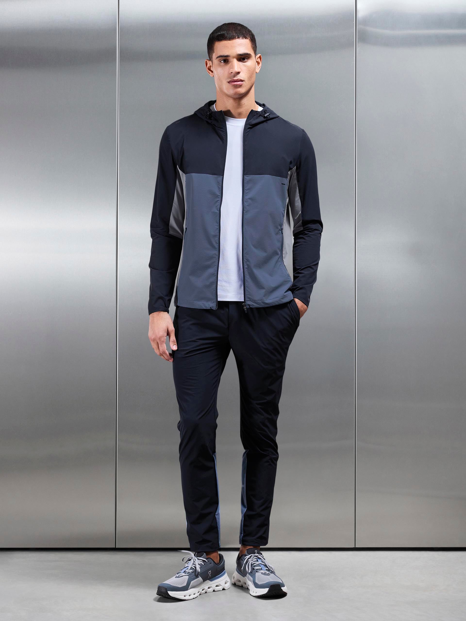 Mens Active Colour Block Windbreaker in Navy