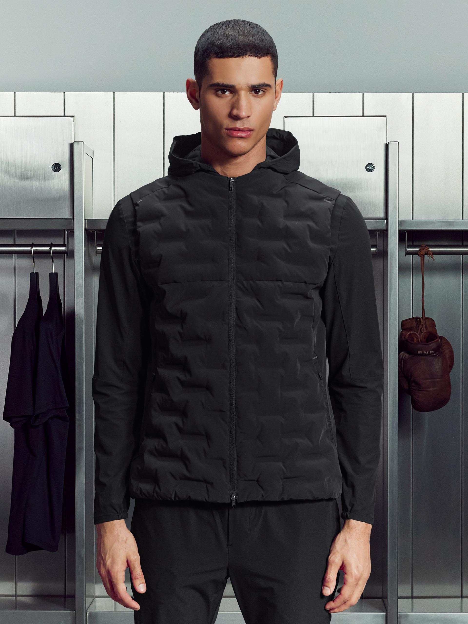 Mens Active Gilet in Black