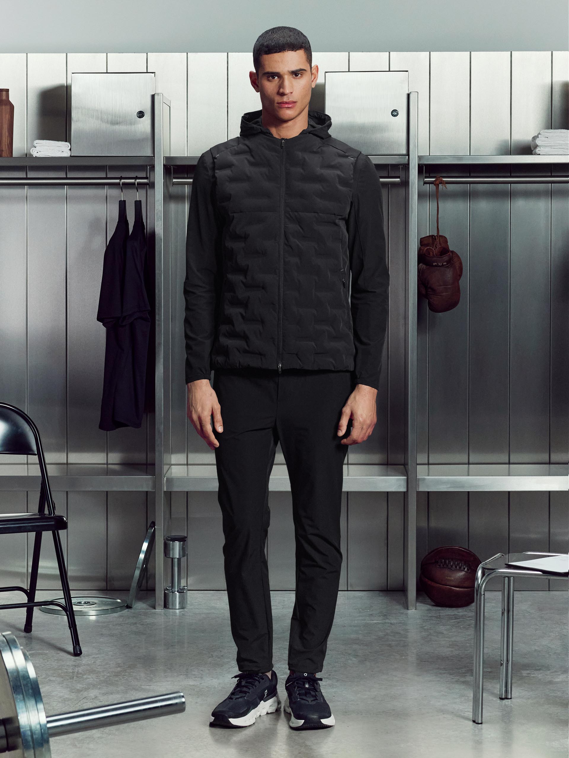 Mens Active Gilet in Black