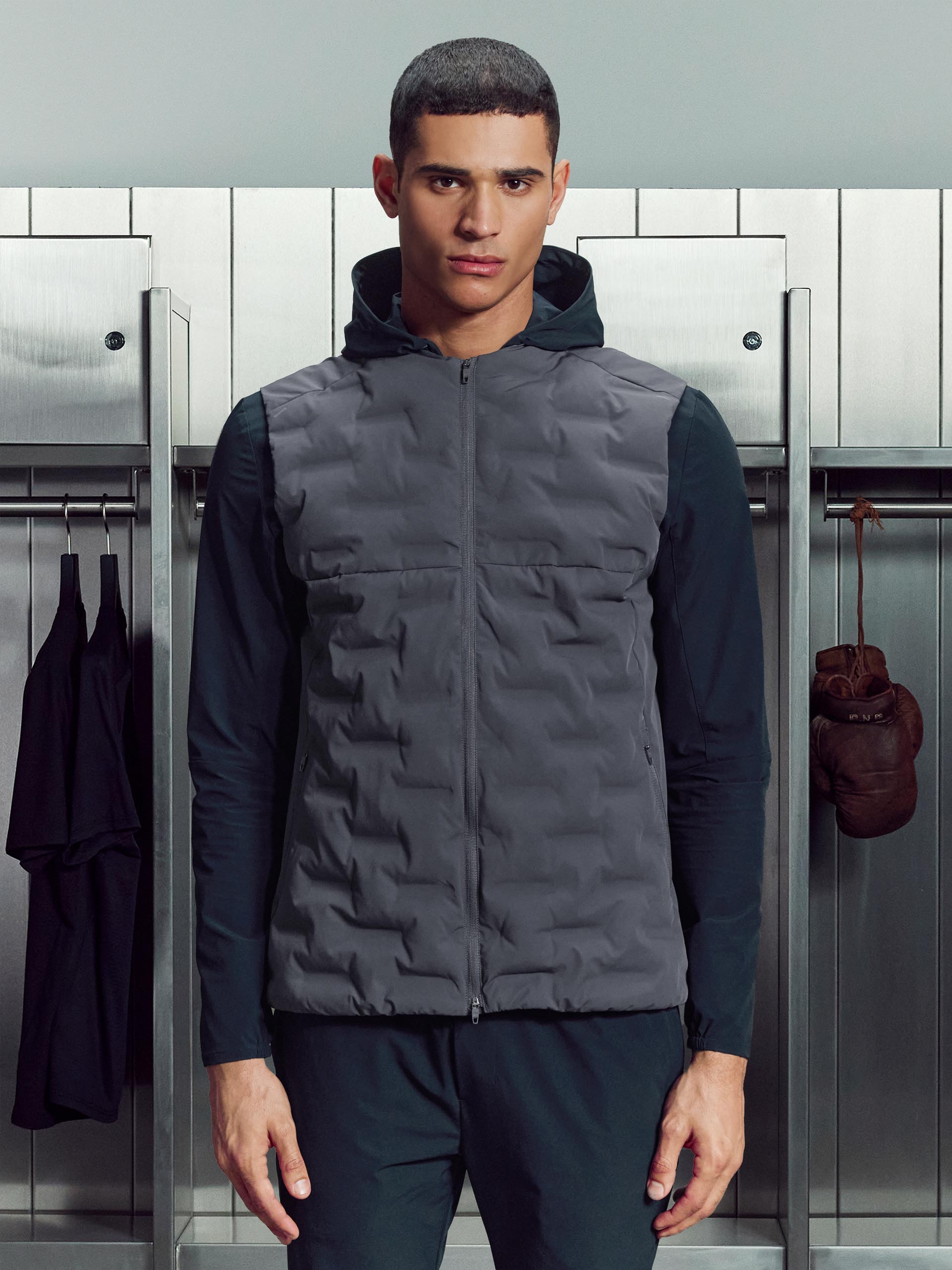 Mens Active Gilet in Grey