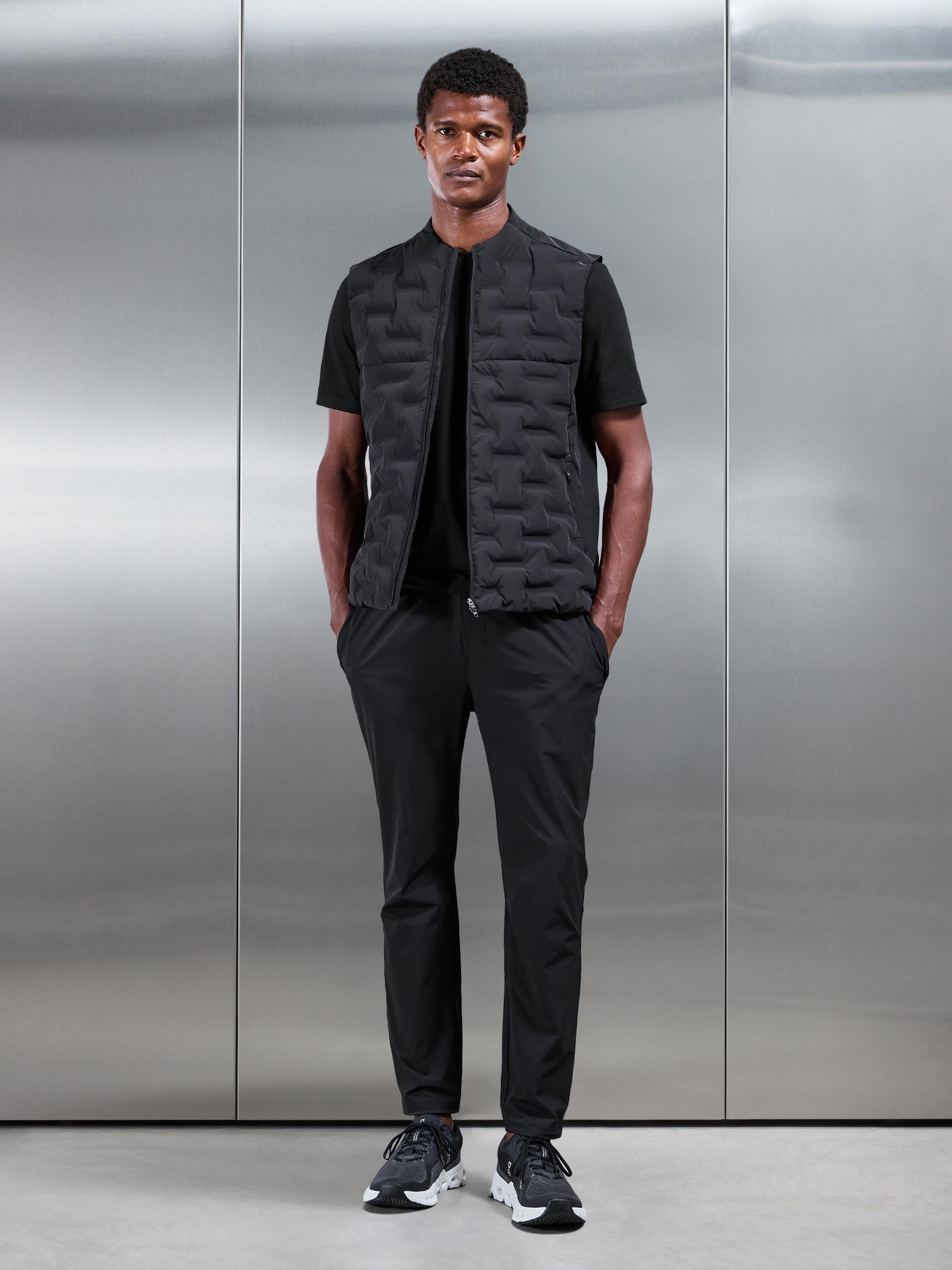 Mens Active Gilet in Black