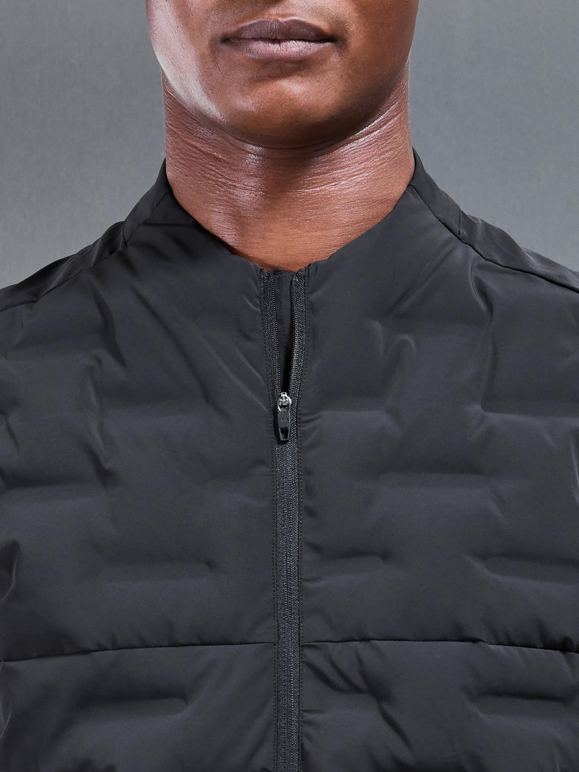 Mens Active Gilet in Black