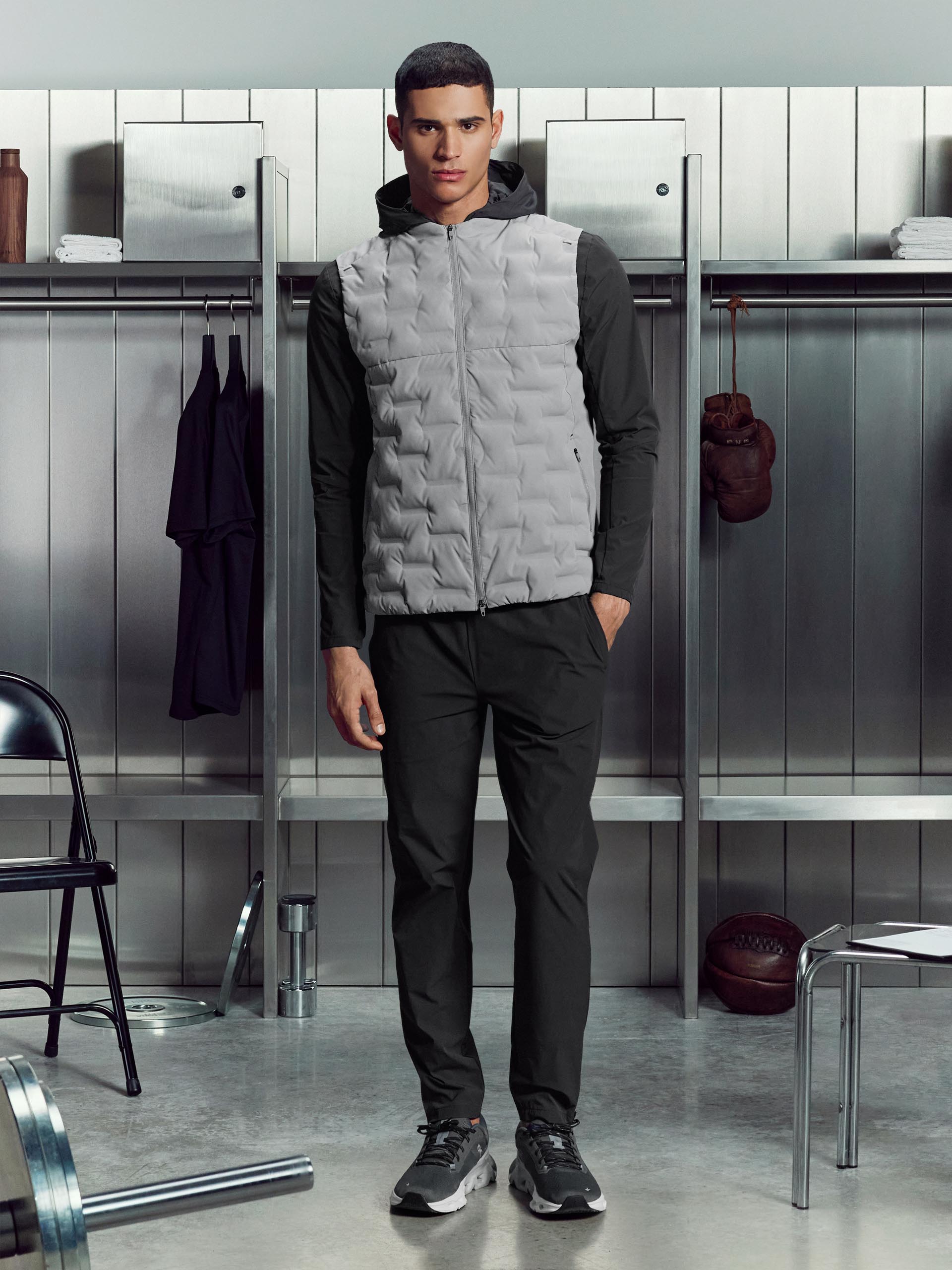 Mens Active Gilet in Mid Grey