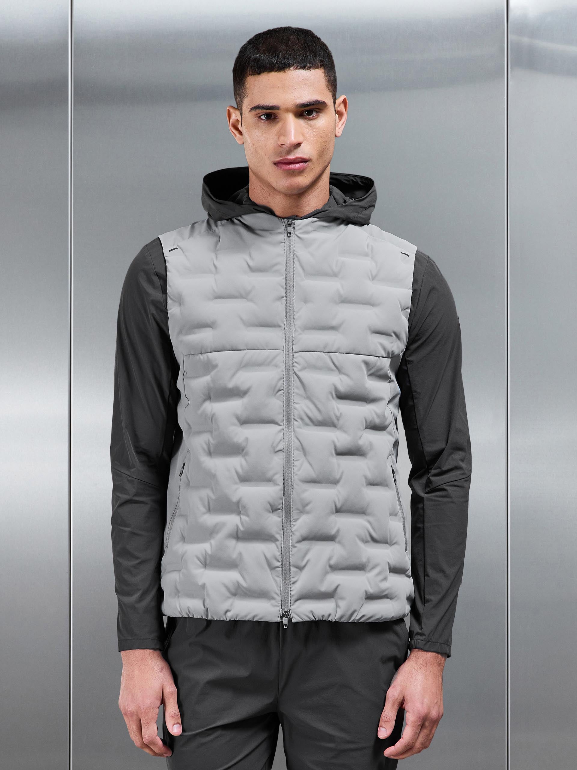 Mens Active Gilet in Mid Grey