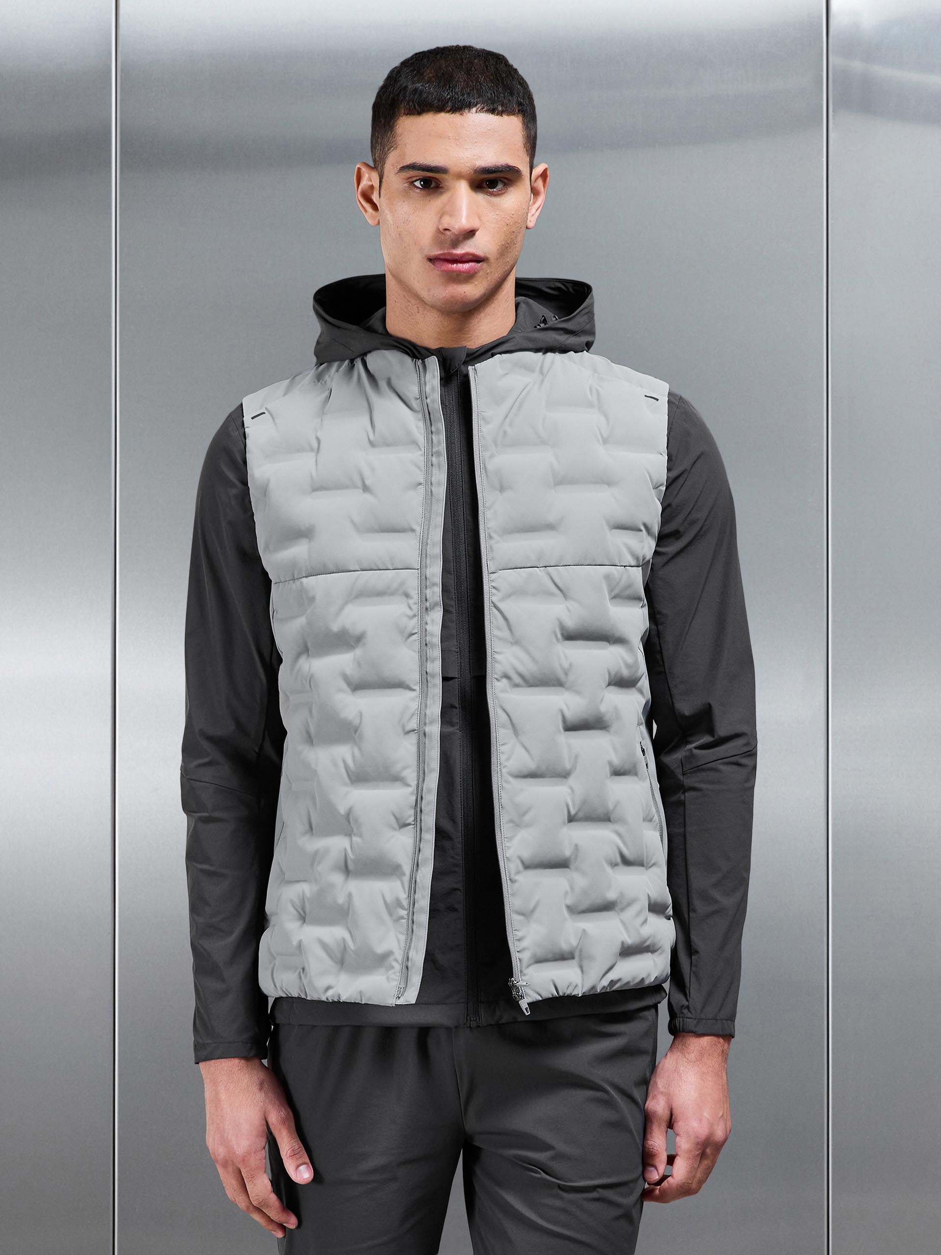 Mens Active Gilet in Mid Grey