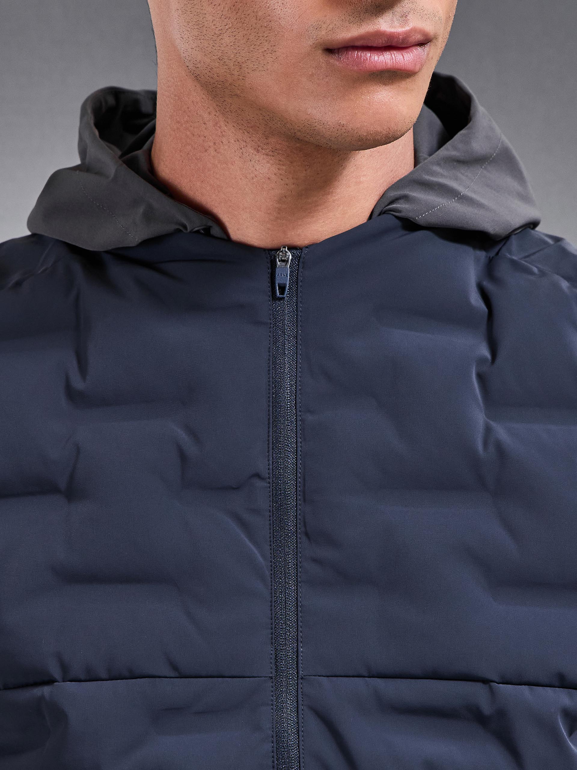Mens Active Gilet in Navy