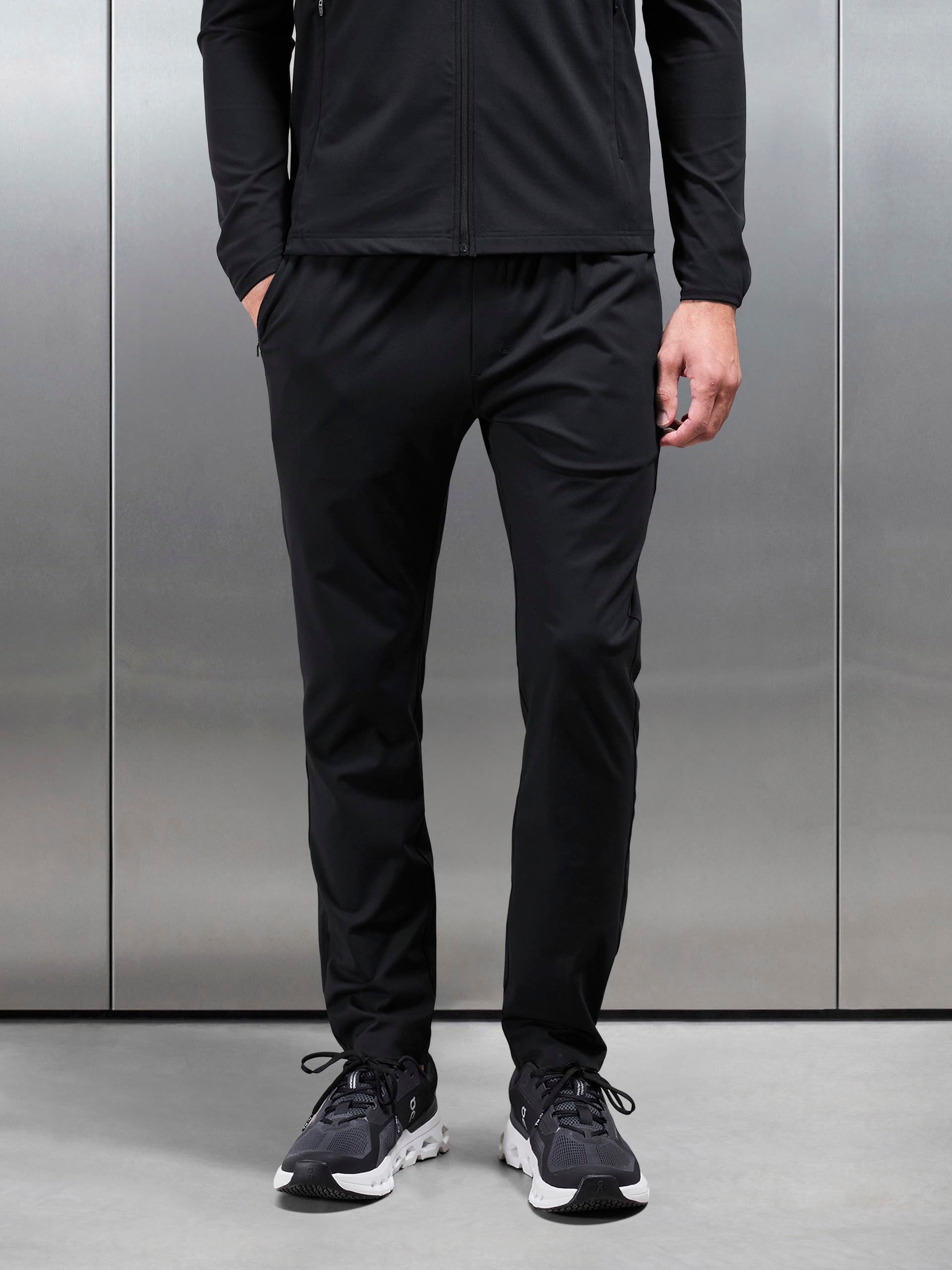 Mens Active Jersey Jogger in Black