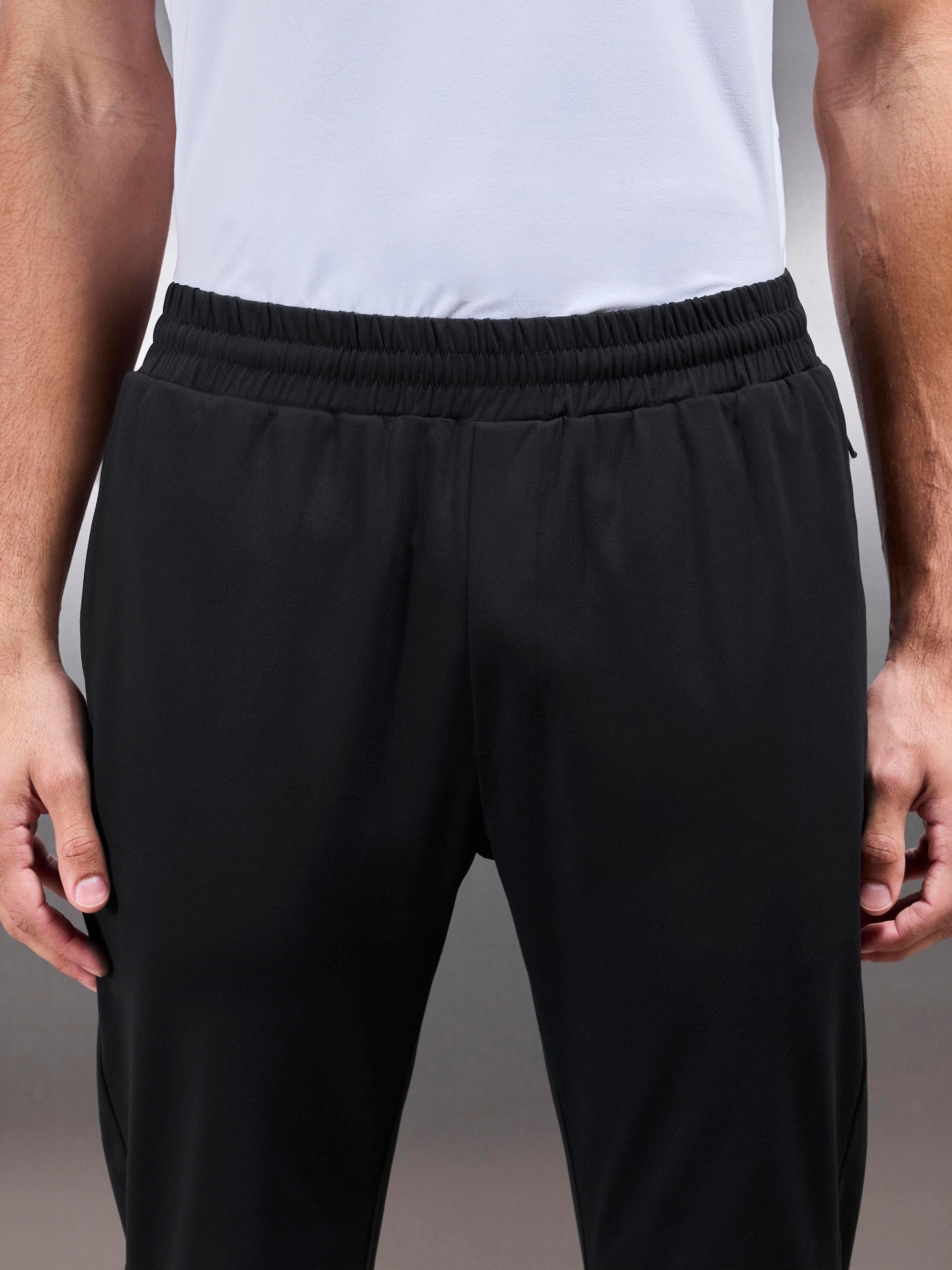Mens Active Jersey Jogger in Black