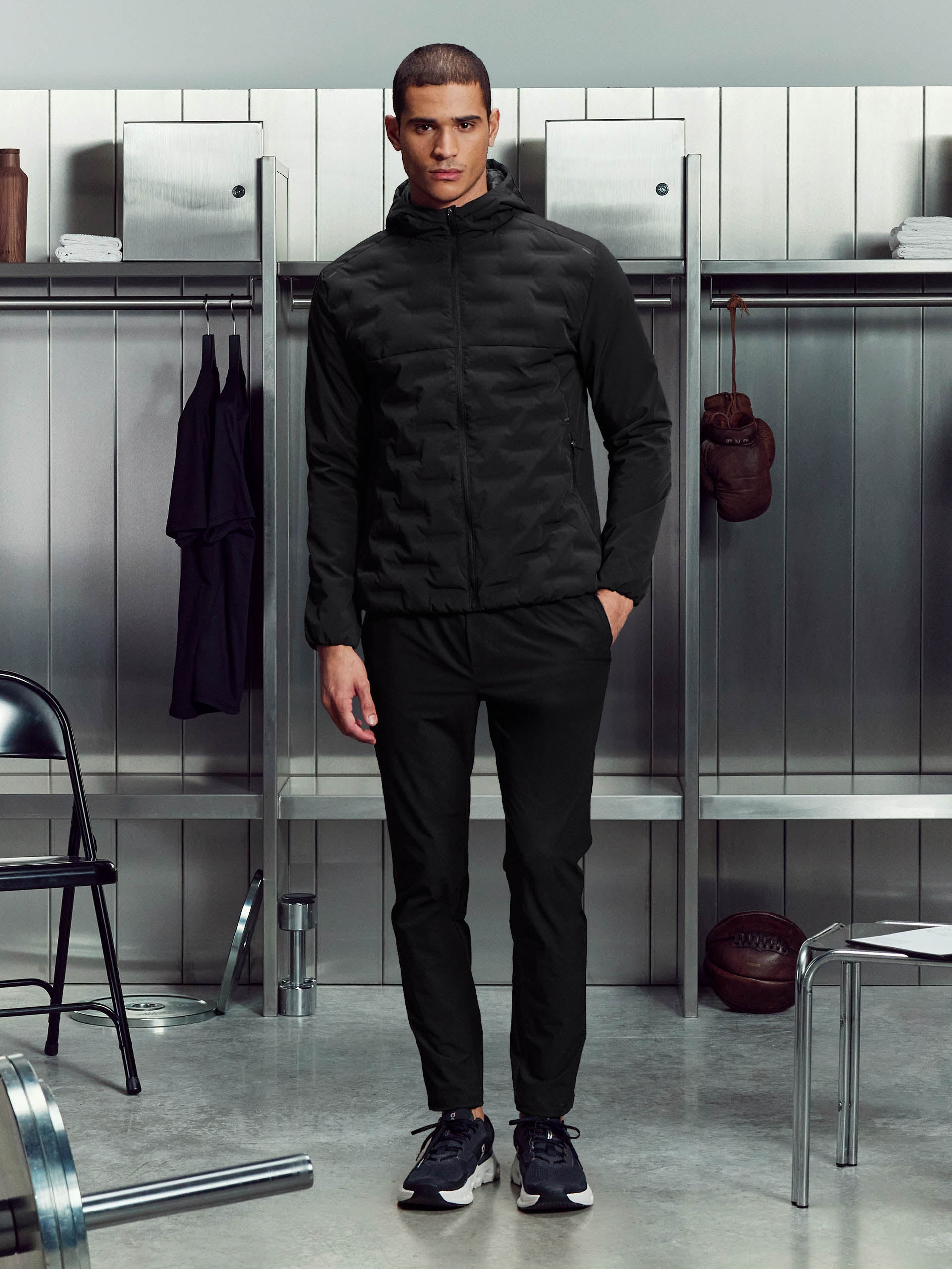 Mens Active Quilted Windbreaker in Black