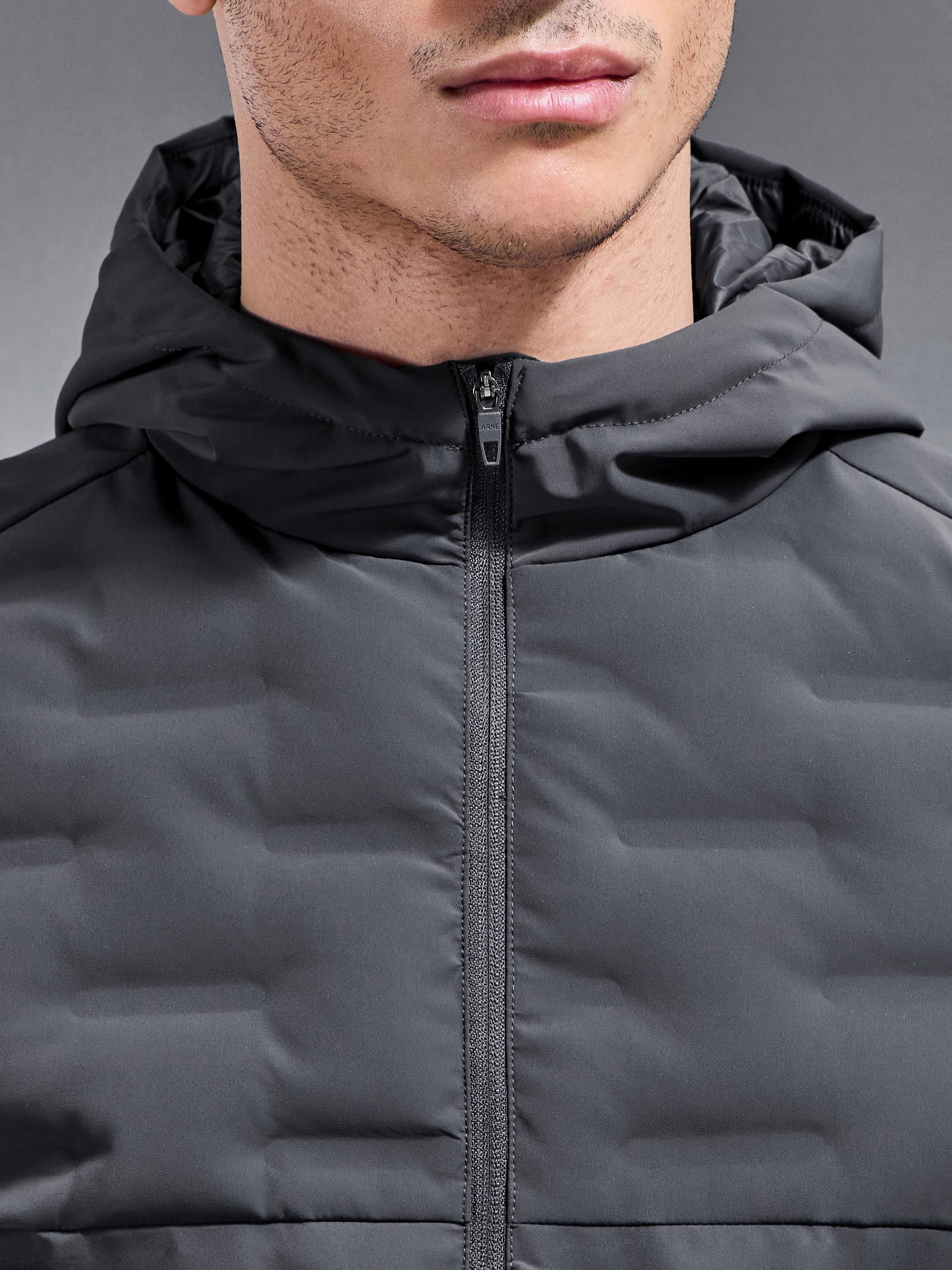 Mens Active Quilted Windbreaker in Grey