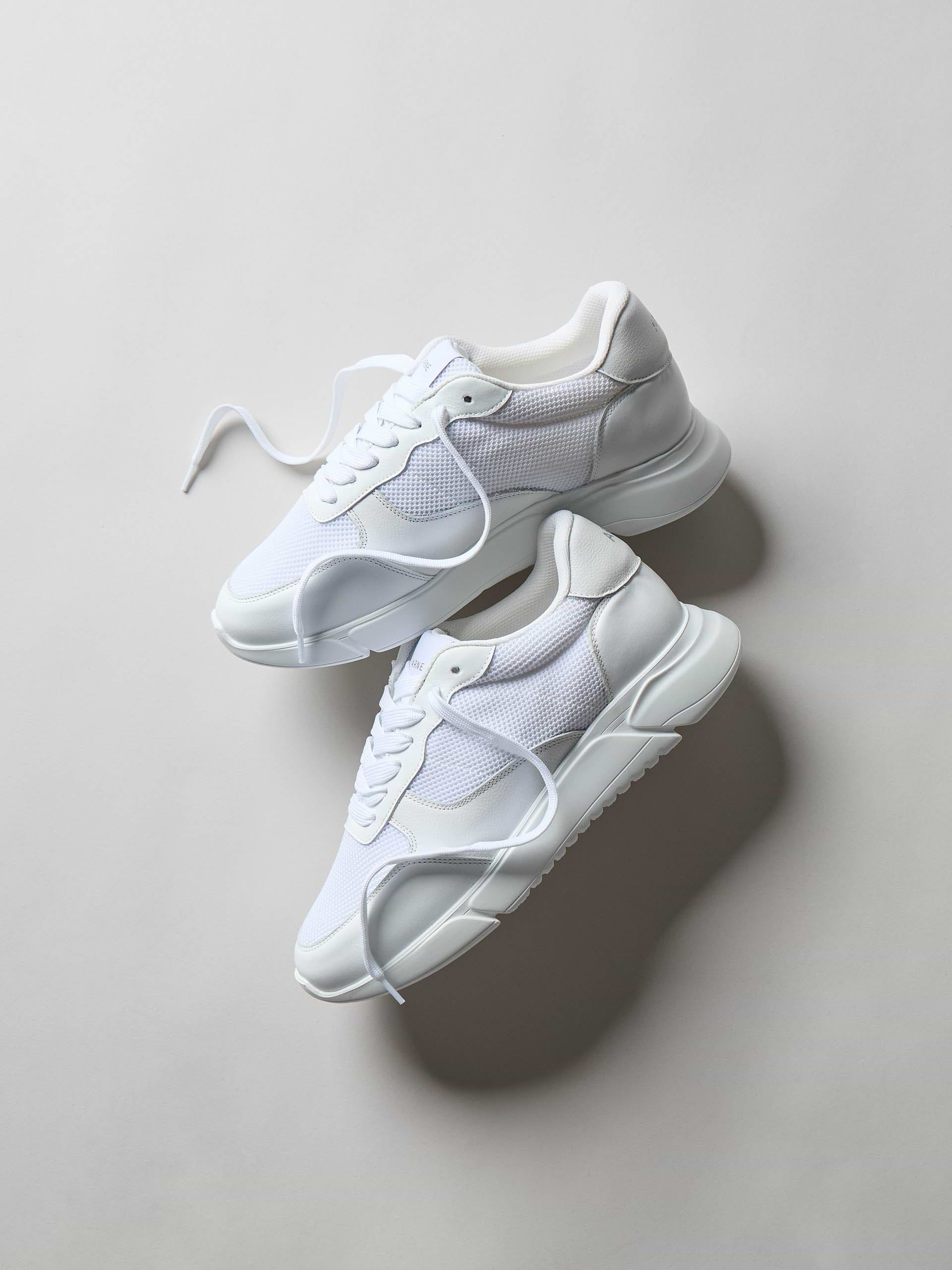 Mens Active Runner in Triple White