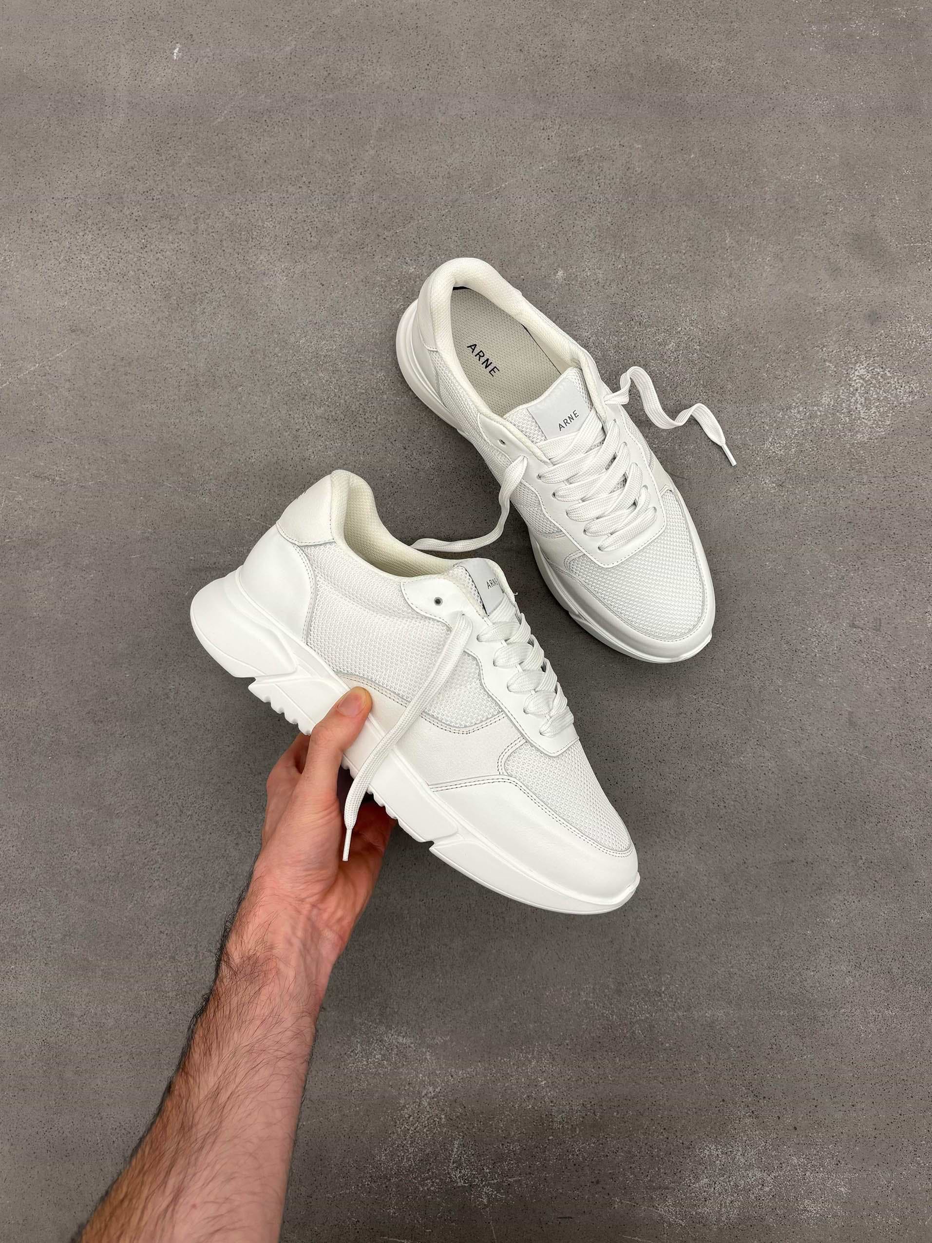 Active Runner in Triple White