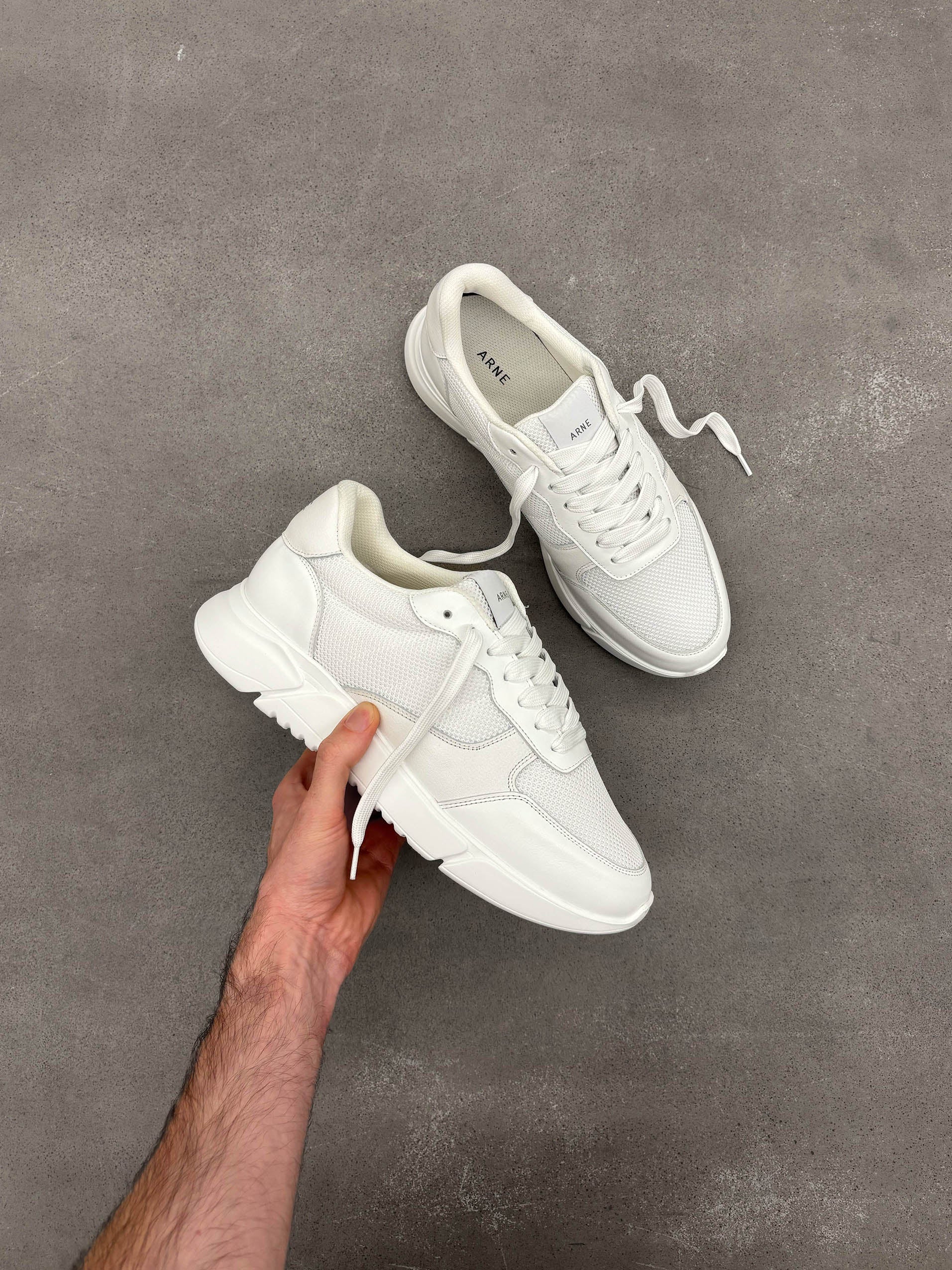 Mens Active Runner in Triple White