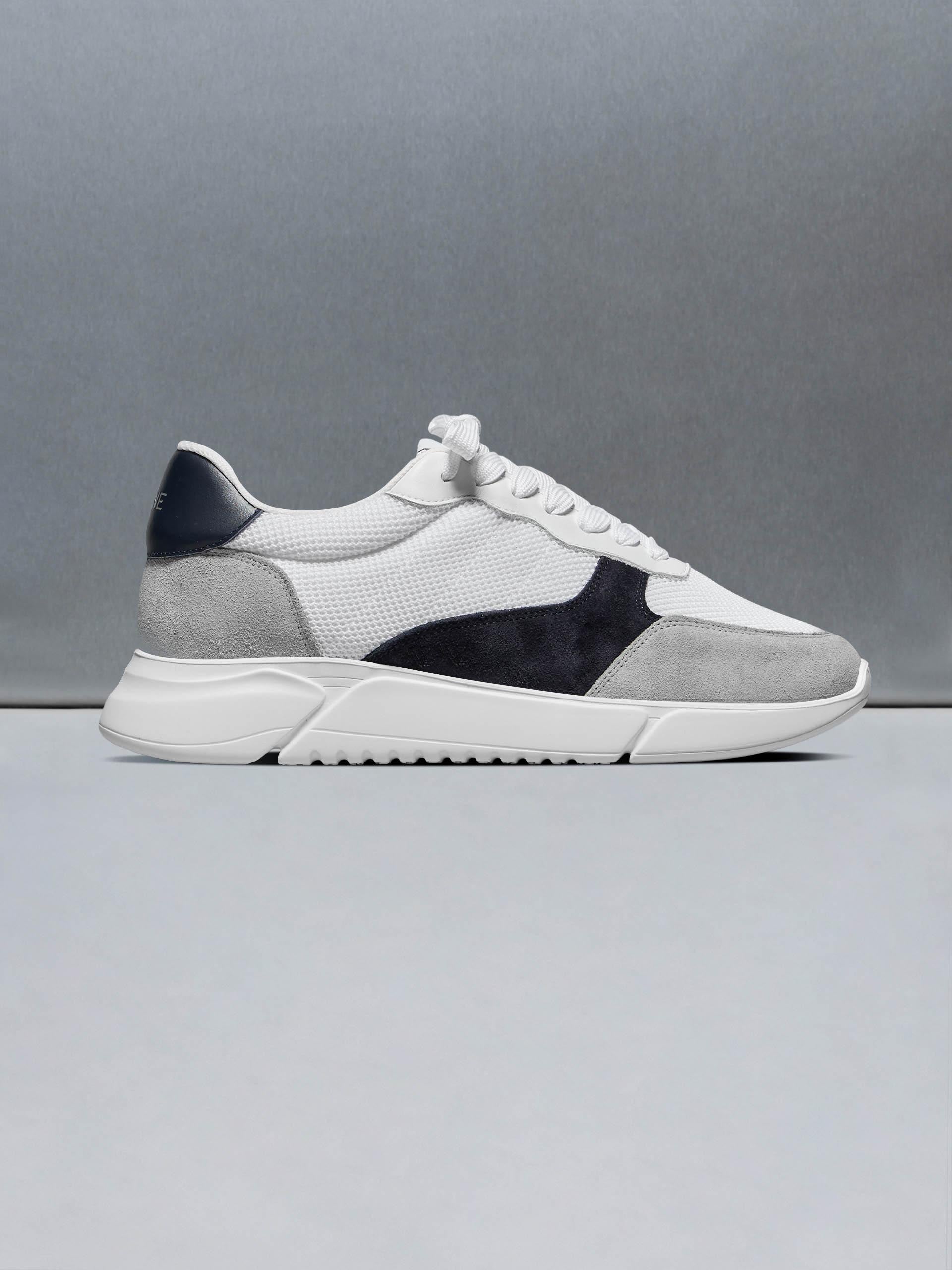 Mens Active Runner in White Navy