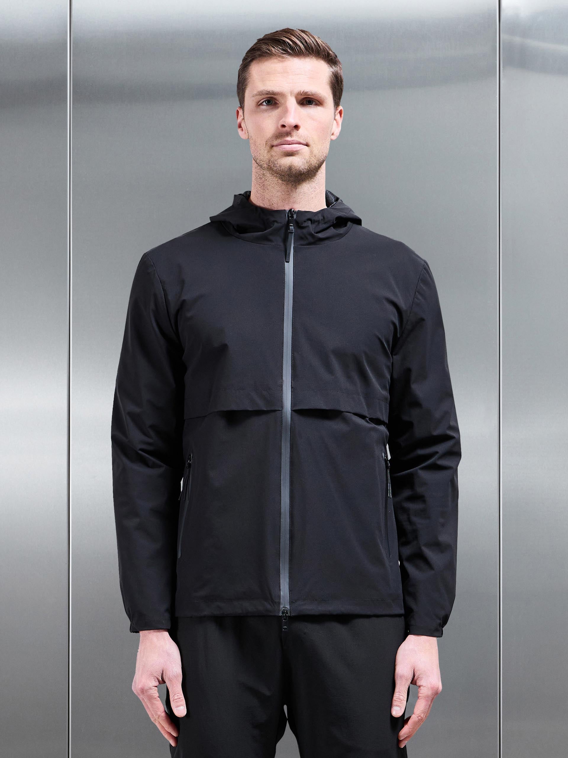 Mens Active Shell Windbreaker in Black