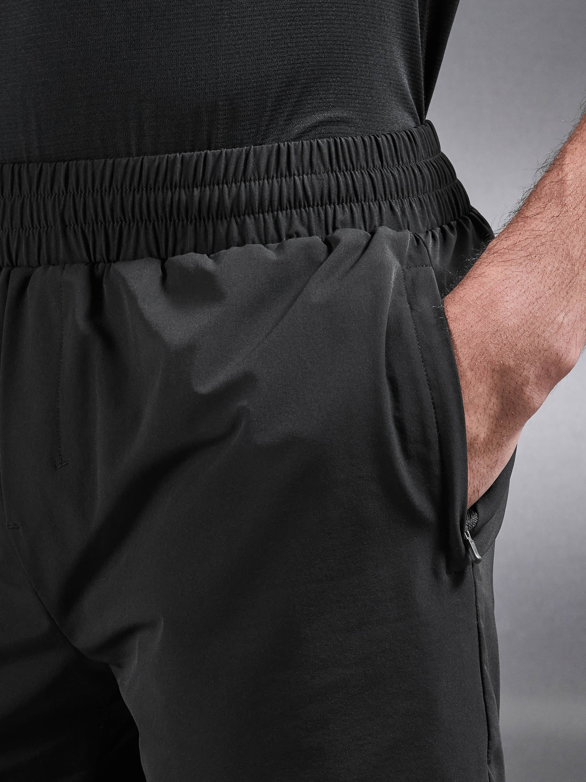 Mens Active Short in Black