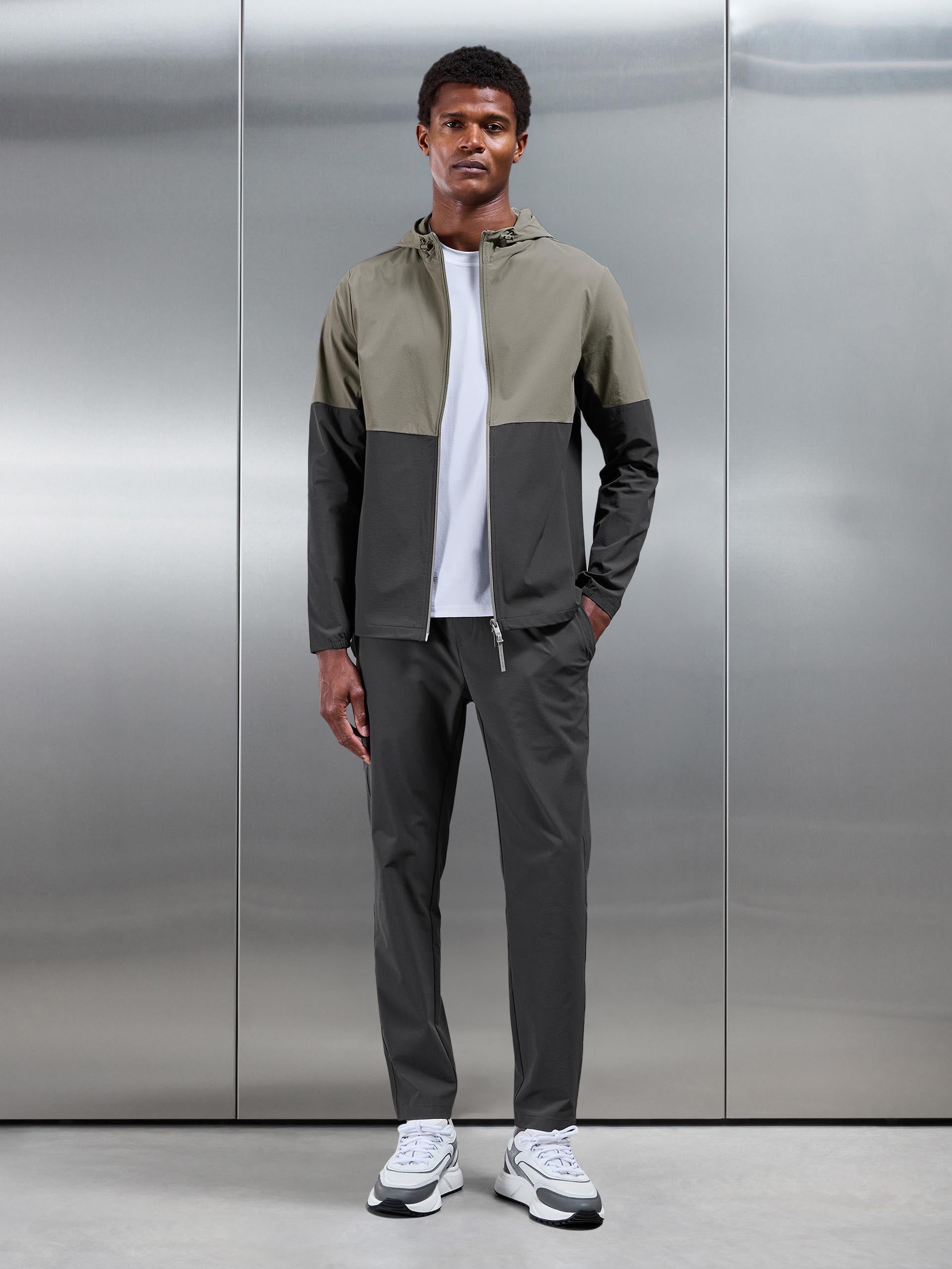 Mens Active Technical Colour Block Windbreaker in Olive Grey