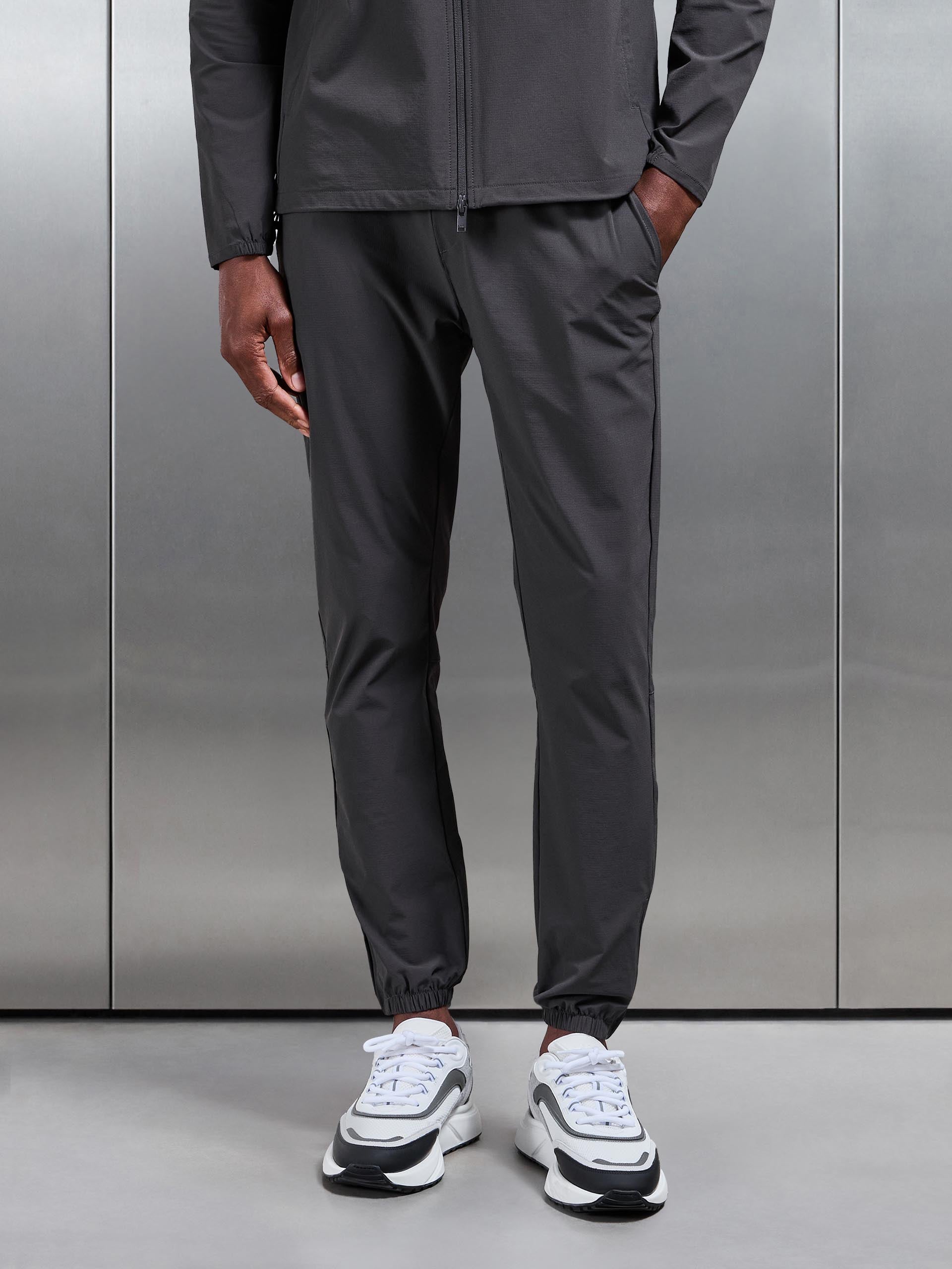 Mens Active Technical Cuffed Trackpant in Grey