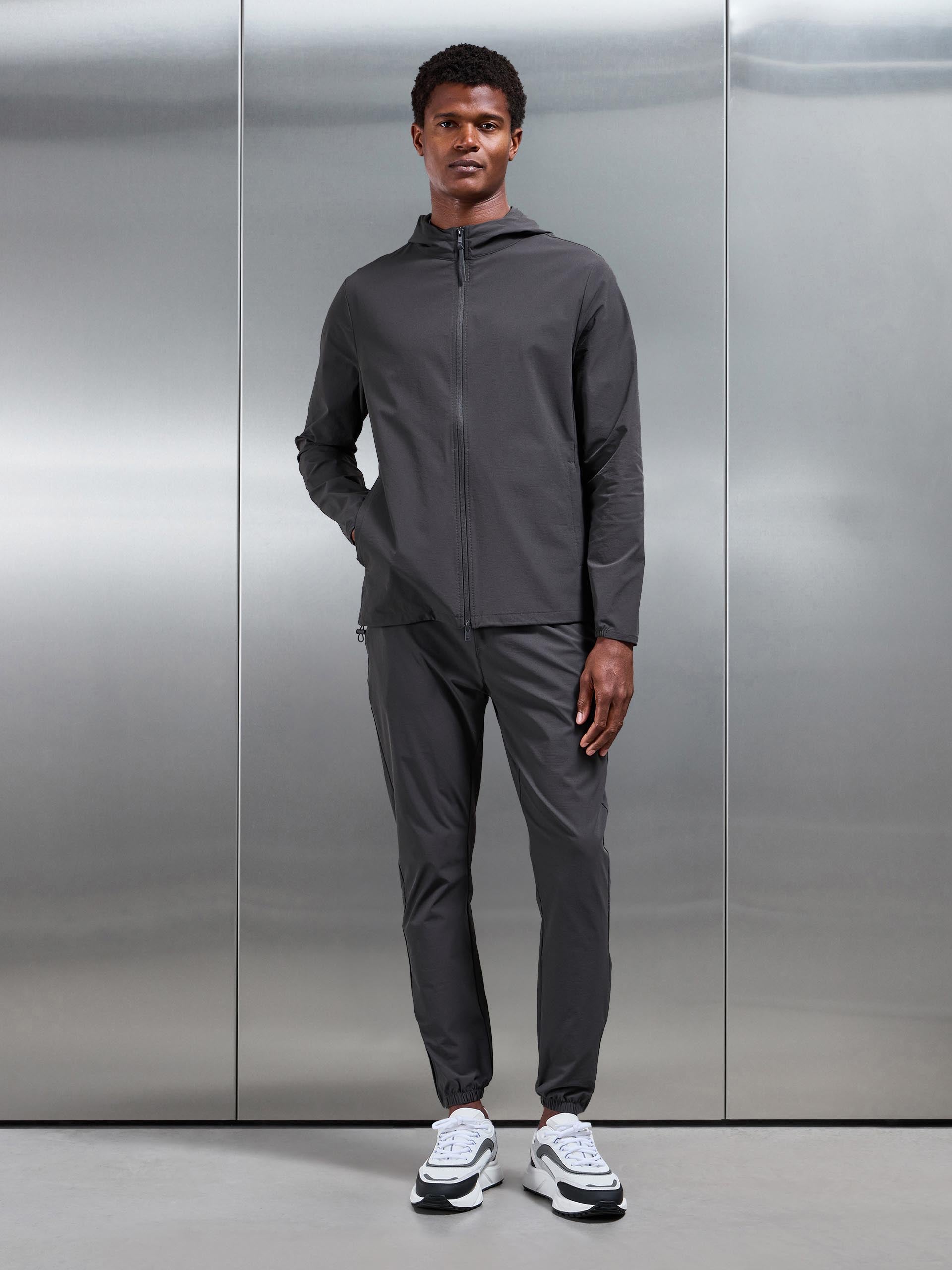 Mens Active Technical Cuffed Trackpant in Grey