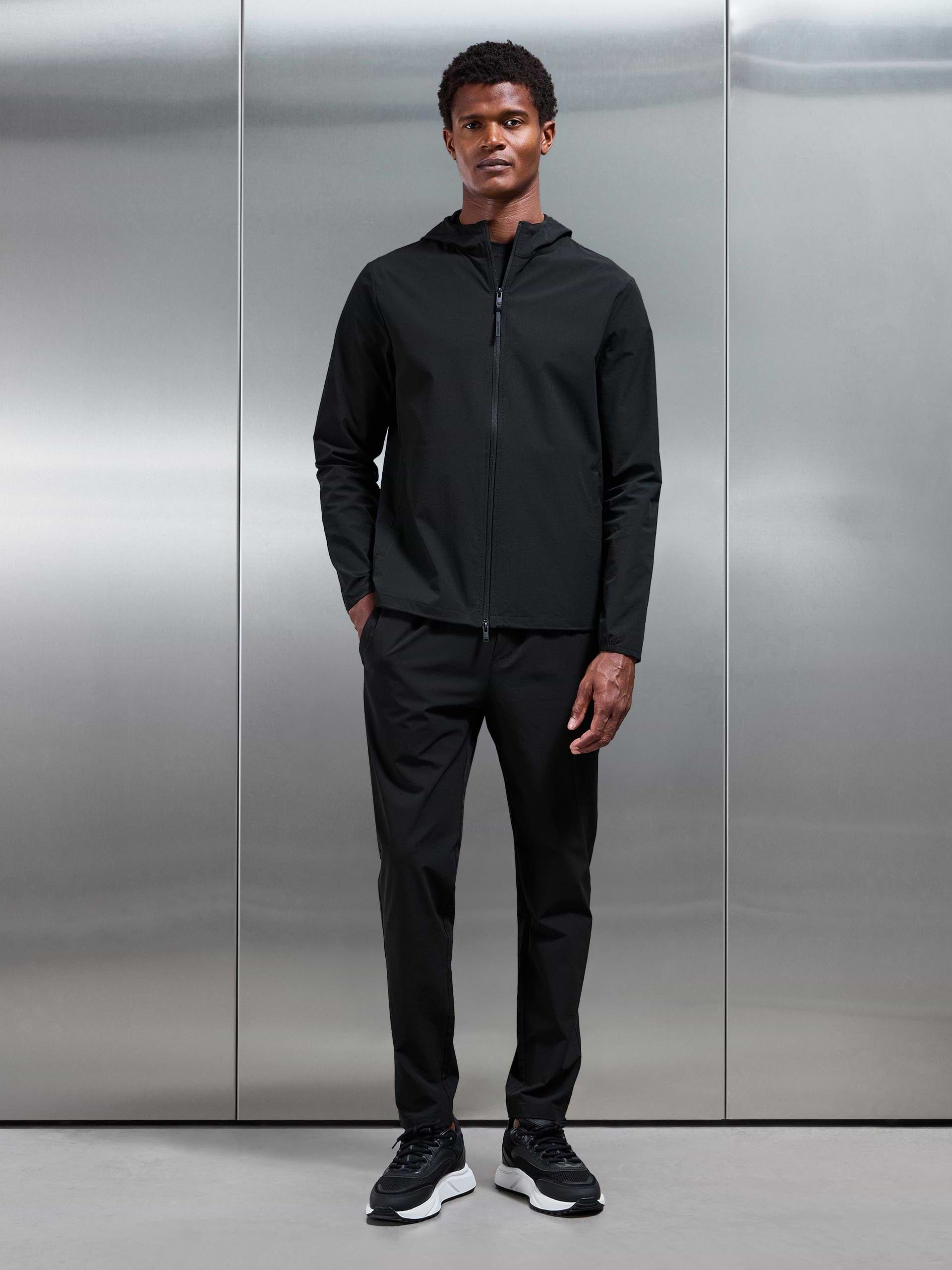 Mens Active Technical Tapered Trackpant in Black