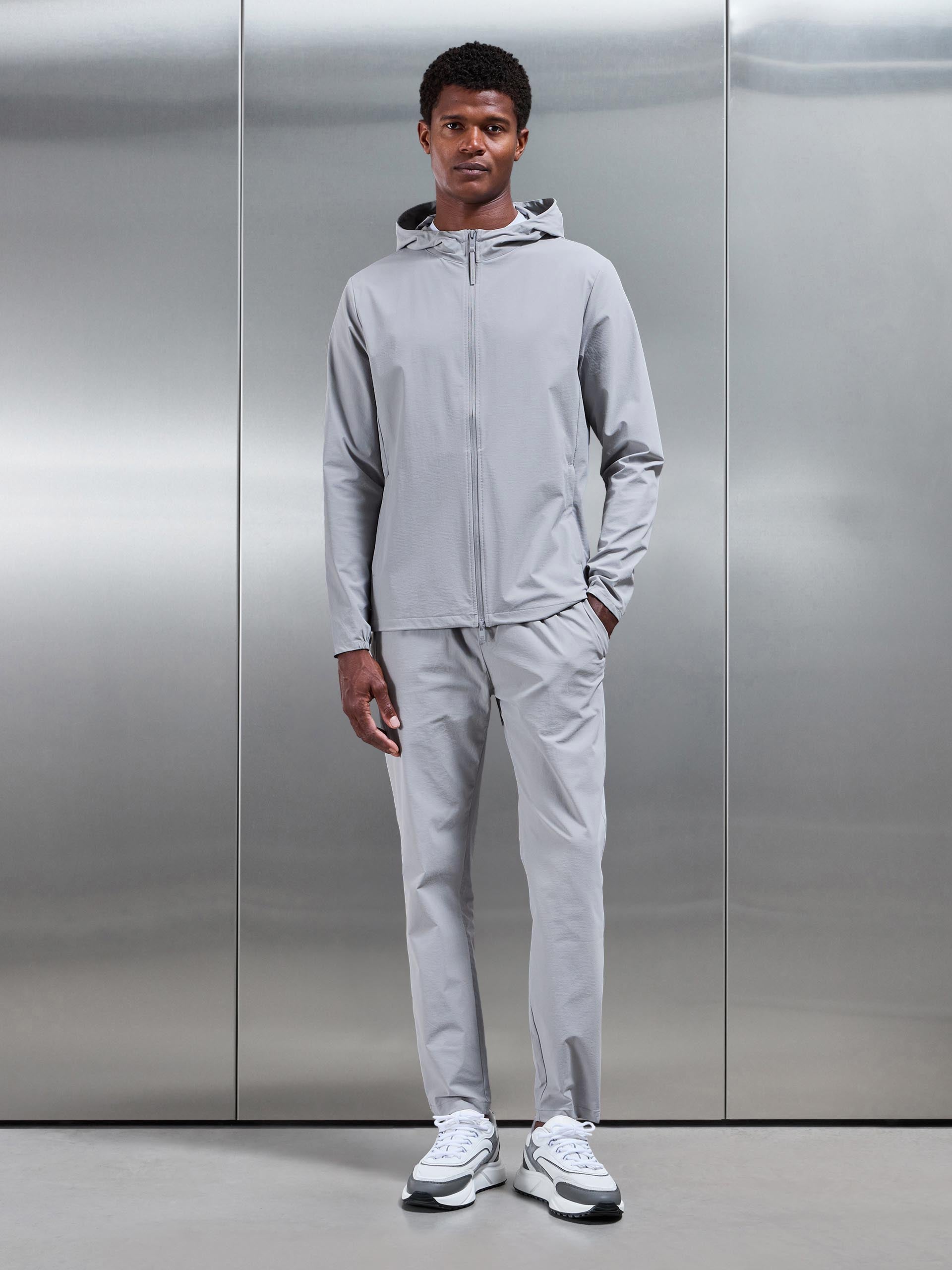 Mens Active Technical Tapered Trackpant in Mid Grey