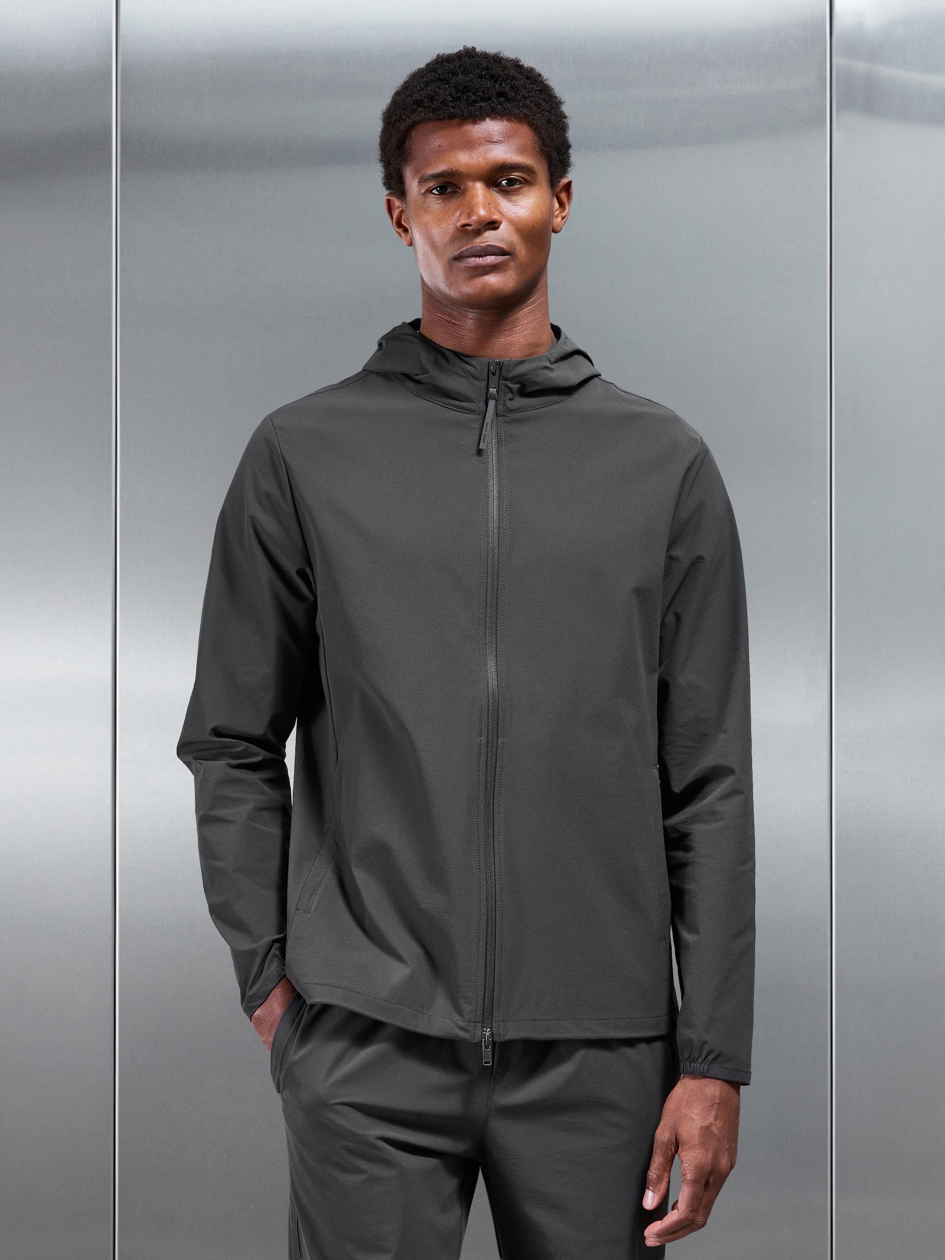 Mens Active Technical Windbreaker in Grey