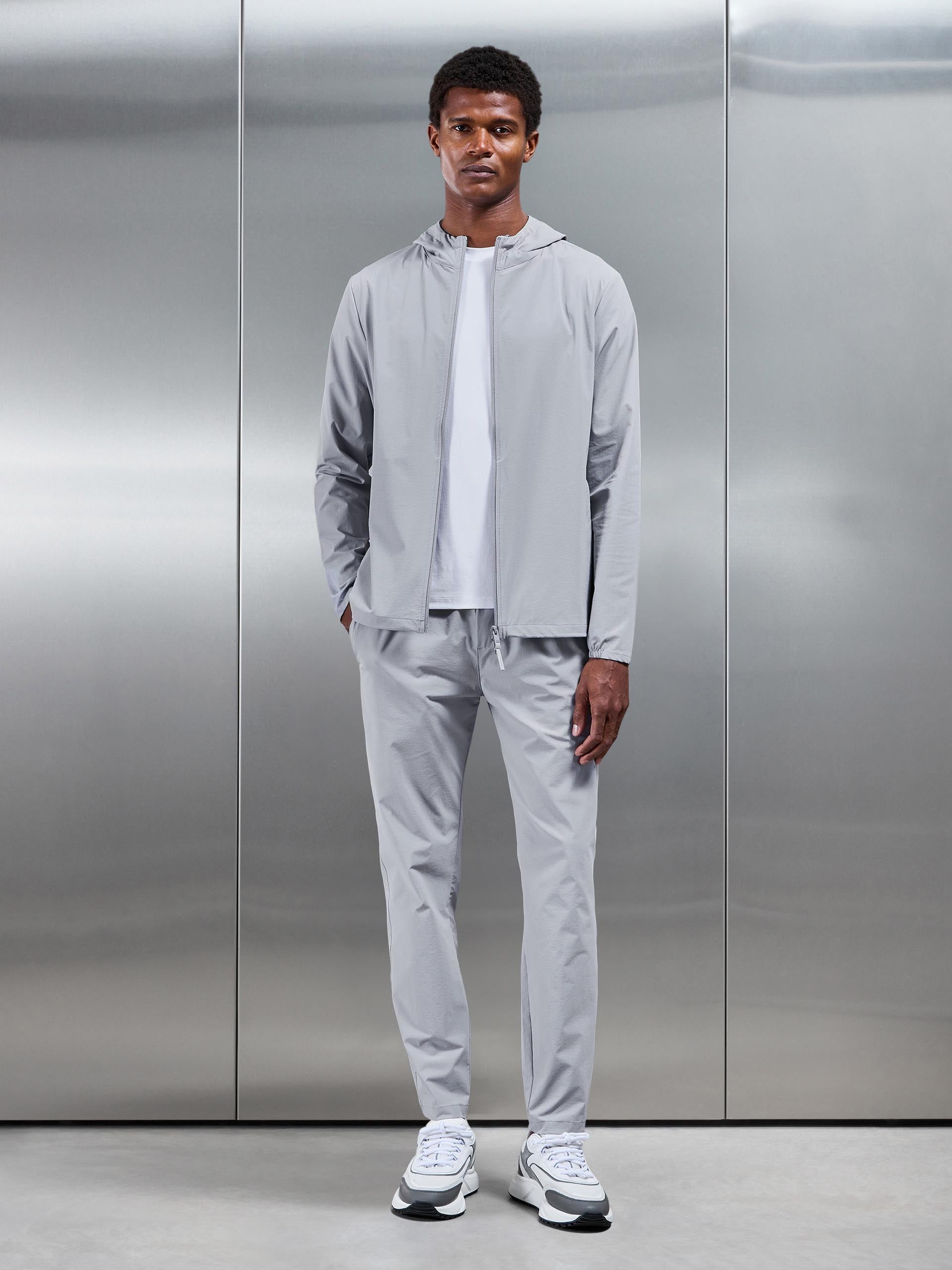Mens Active Technical Windbreaker in Mid Grey