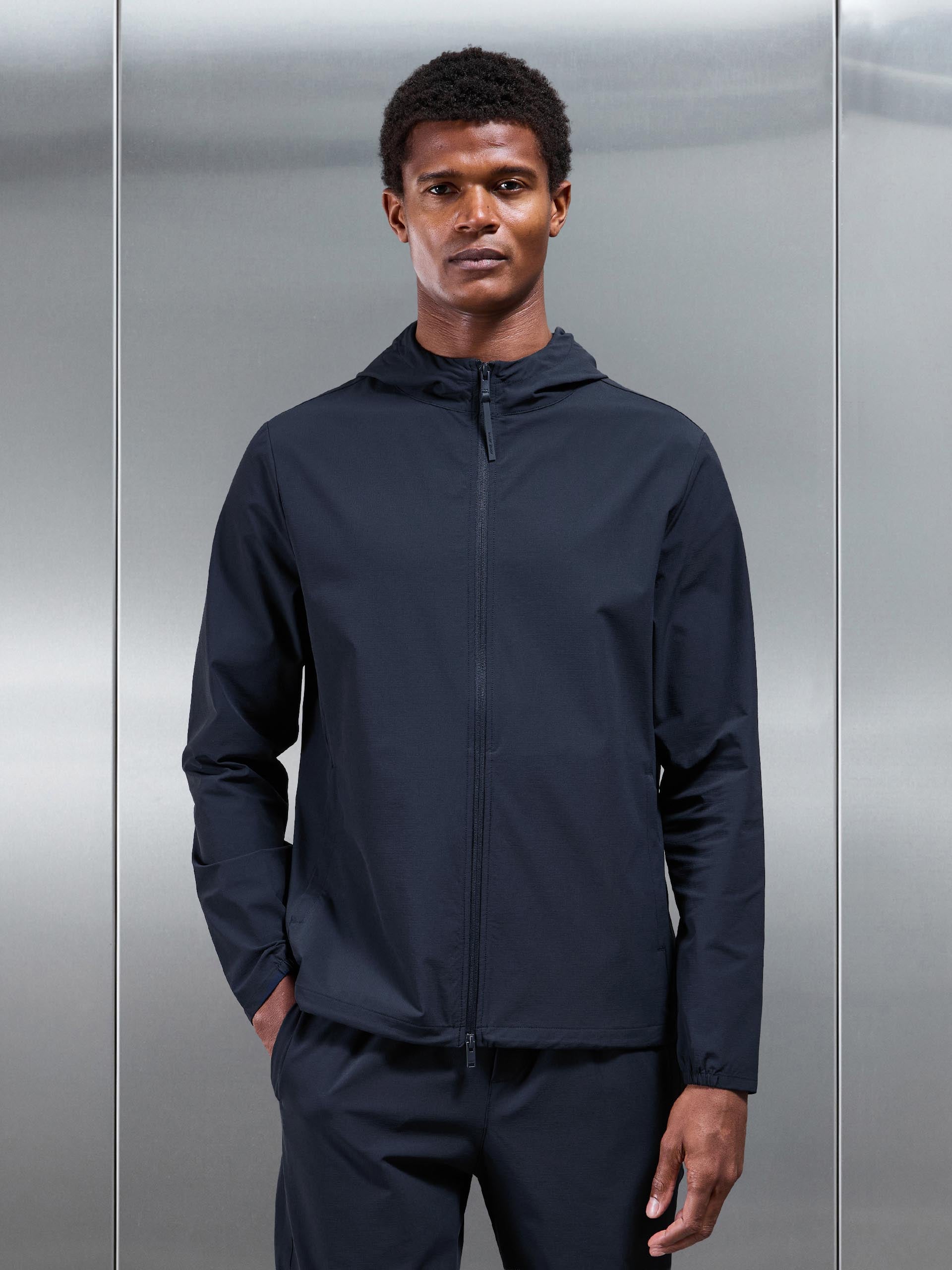 Mens Active Technical Windbreaker in Navy