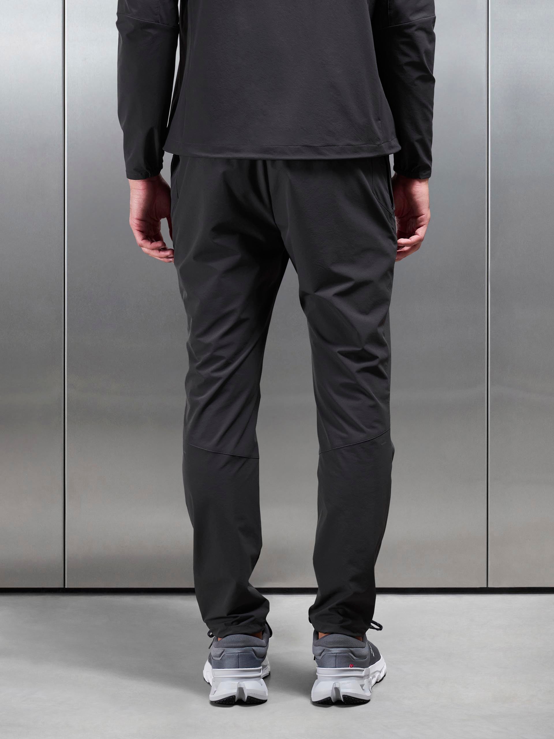 Mens Active Trackpant in Grey
