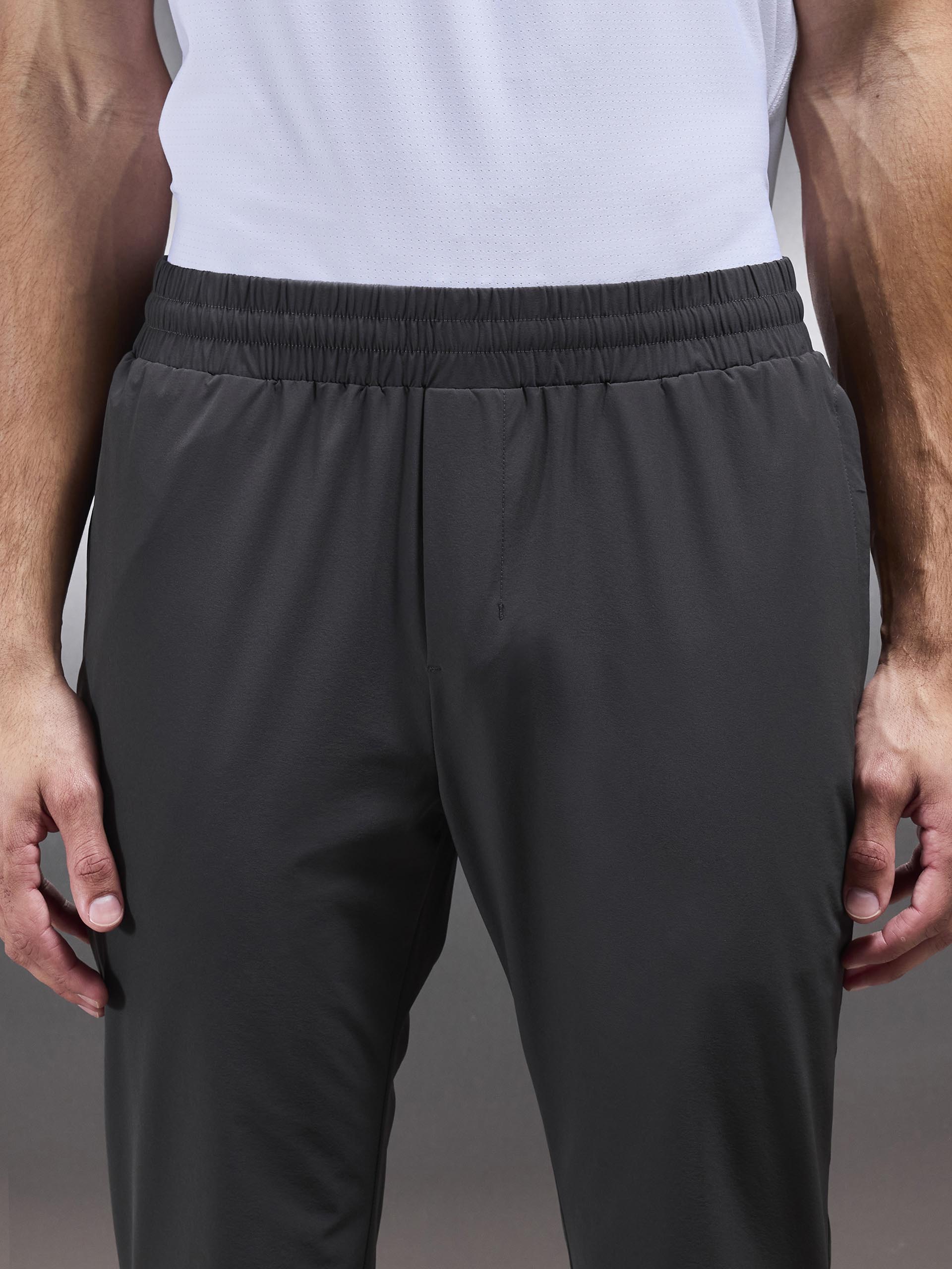 Mens Active Trackpant in Grey