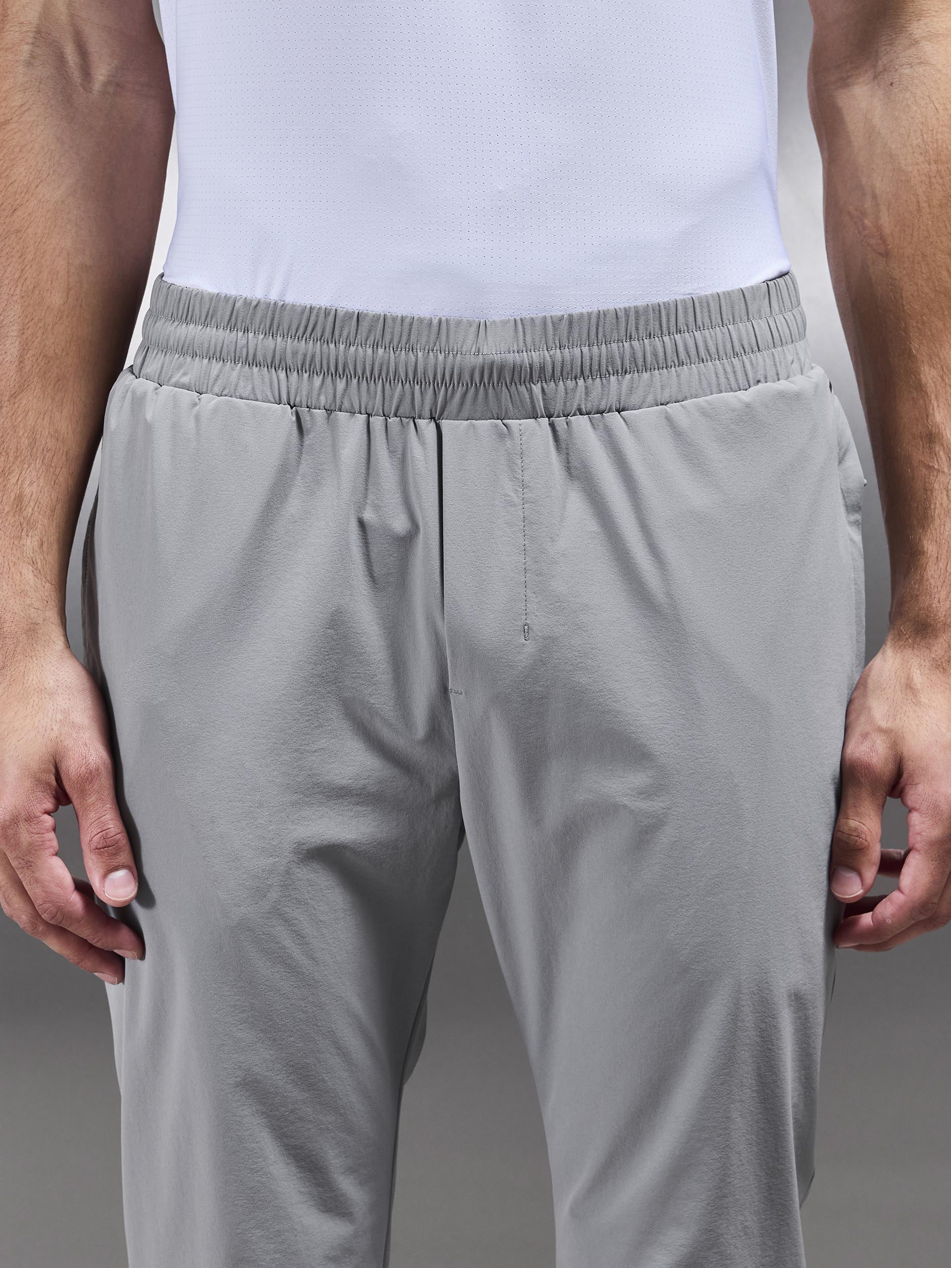 Mens Active Trackpant in Mid Grey