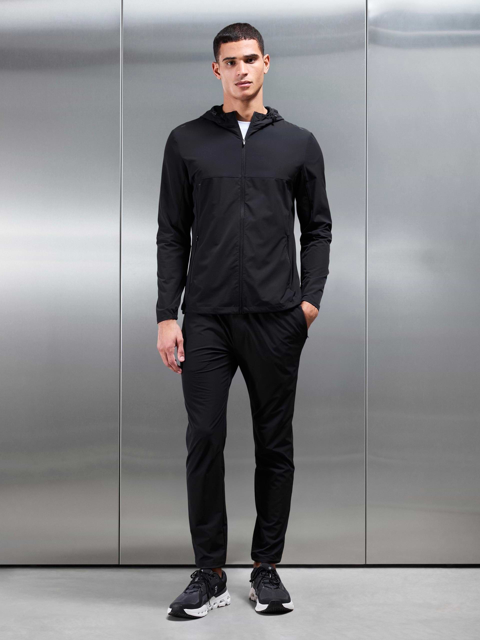 Mens Active Windbreaker in Black