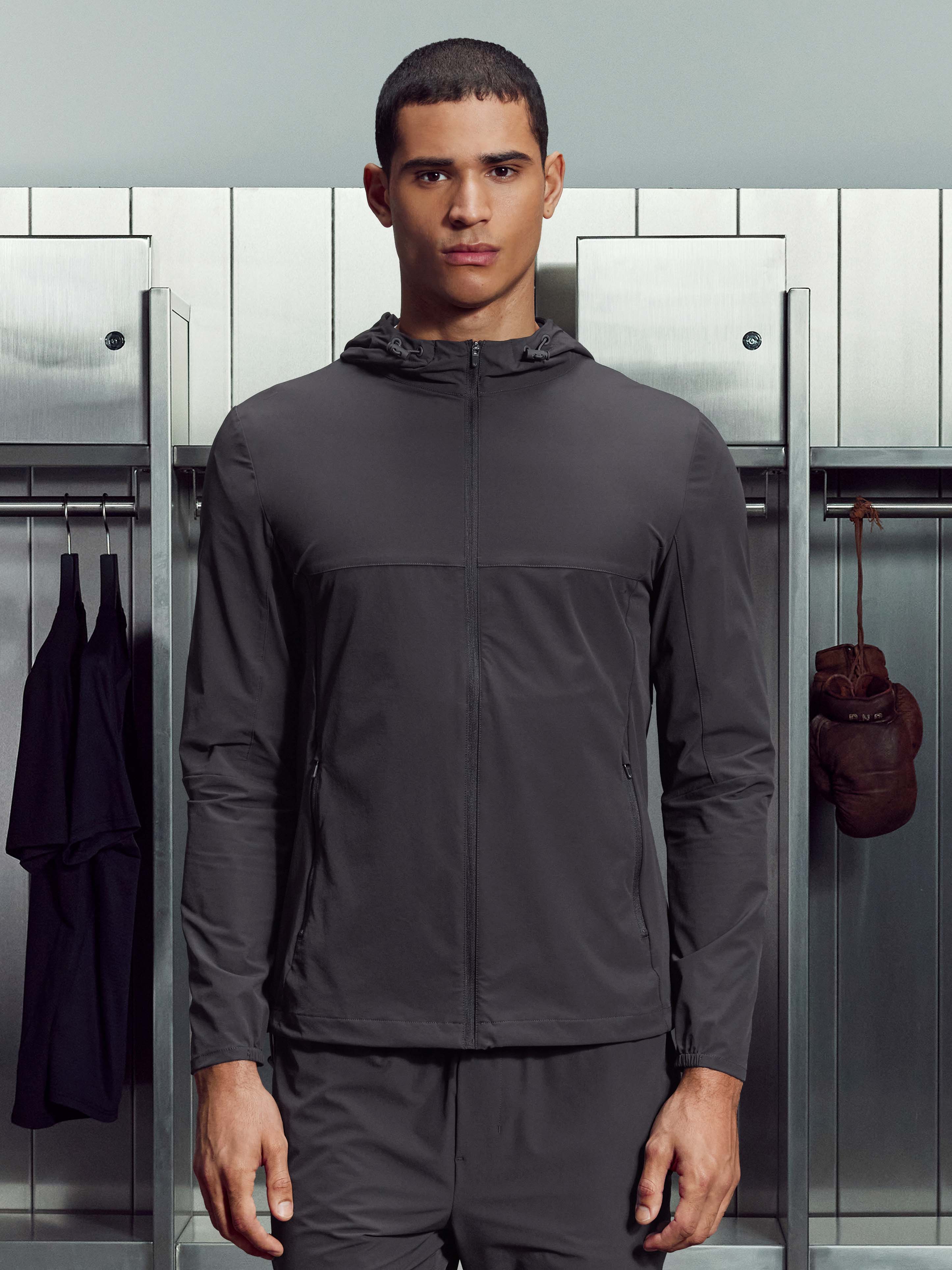 Mens Active Windbreaker in Grey