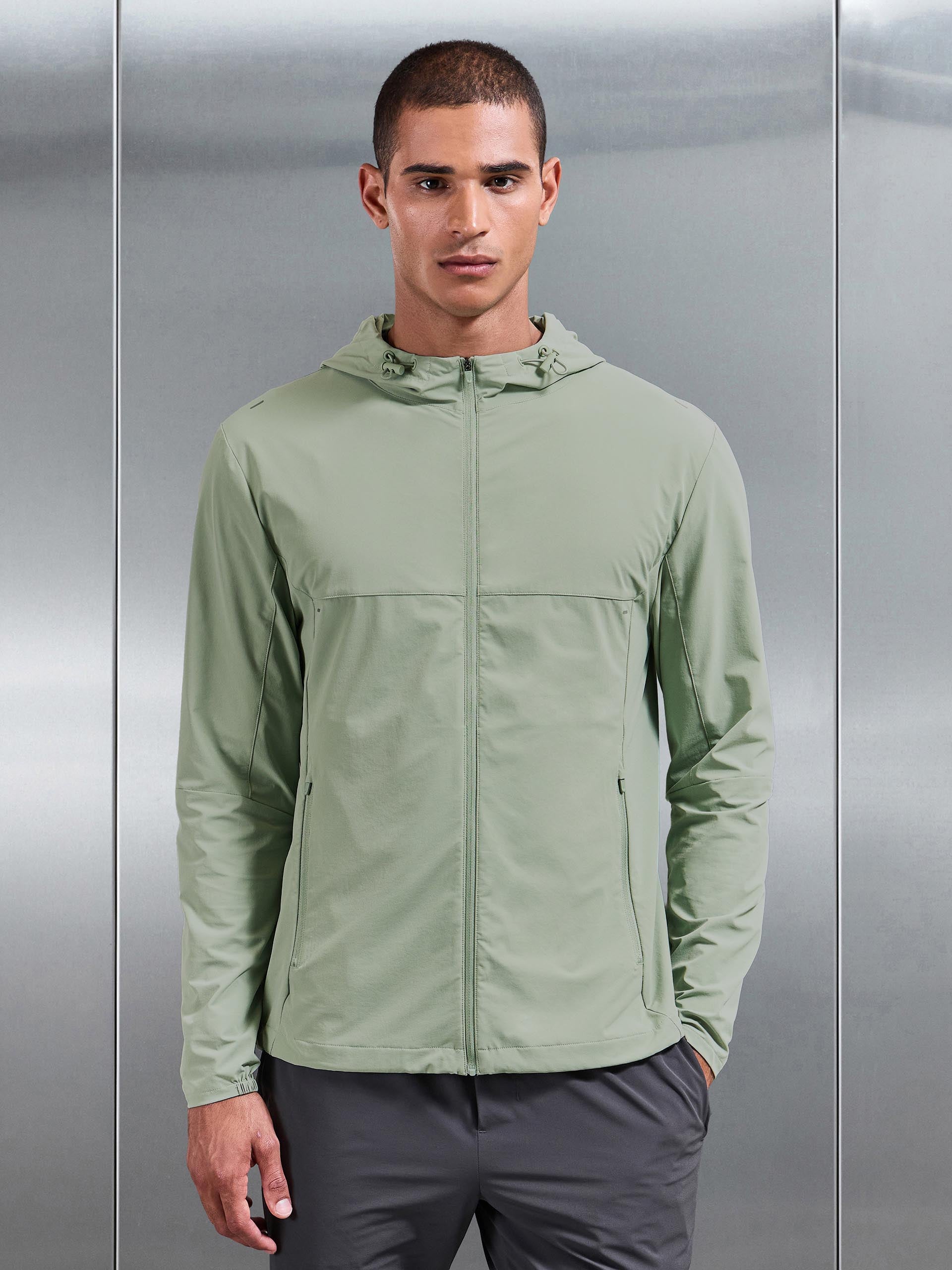 Mens Active Windbreaker in Light Sage
