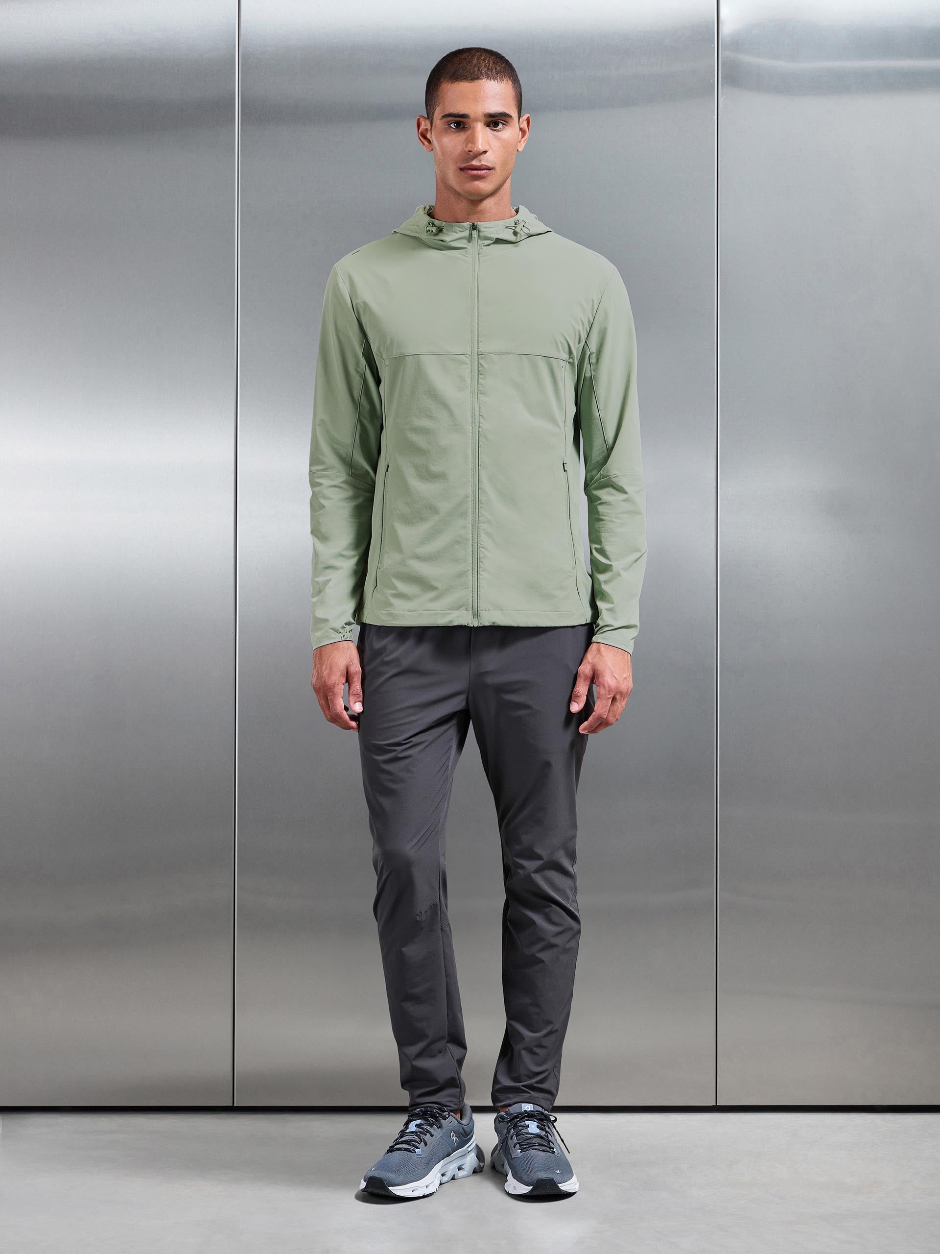 Mens Active Windbreaker in Light Sage