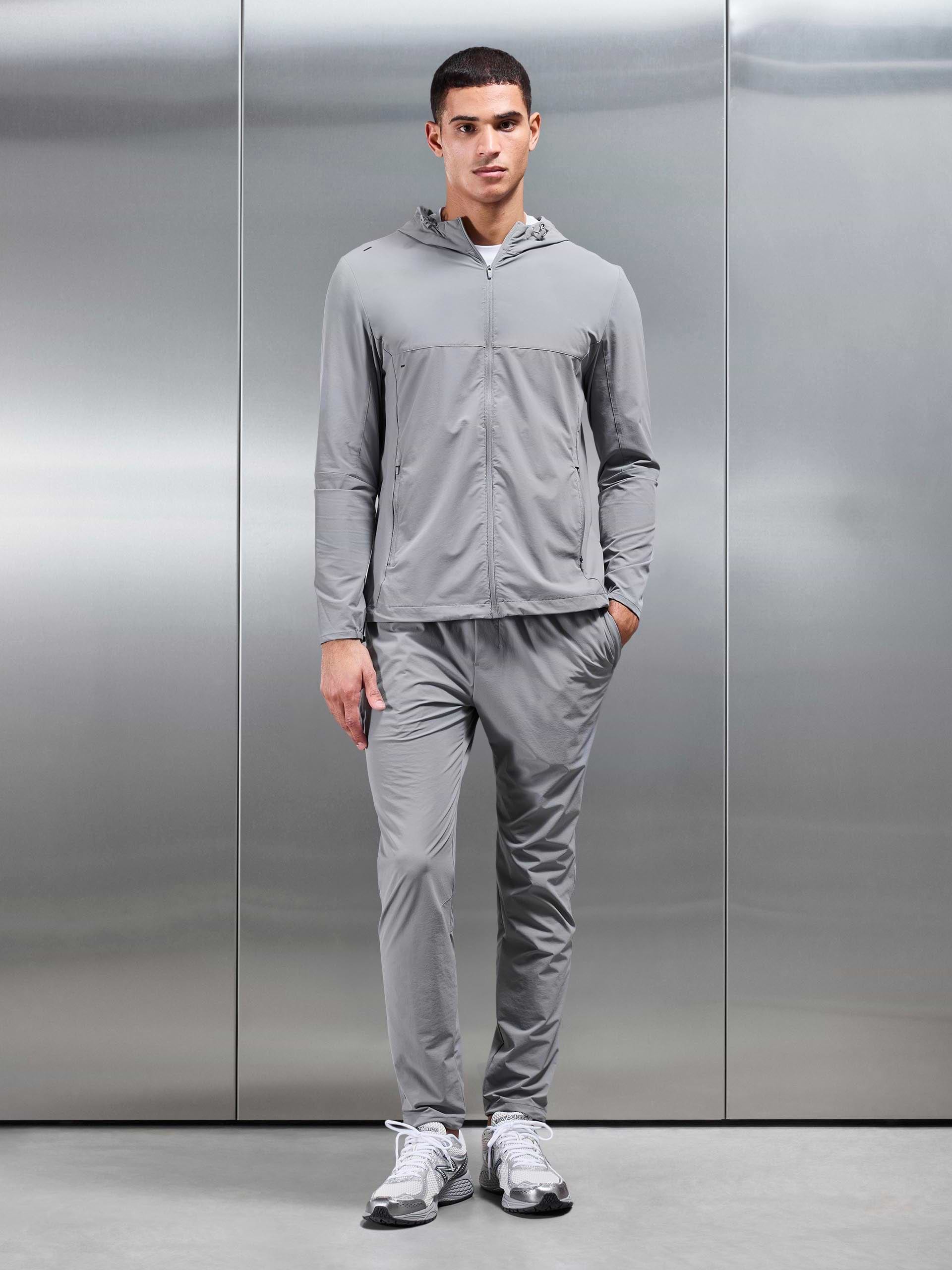 Mens Active Windbreaker in Mid Grey