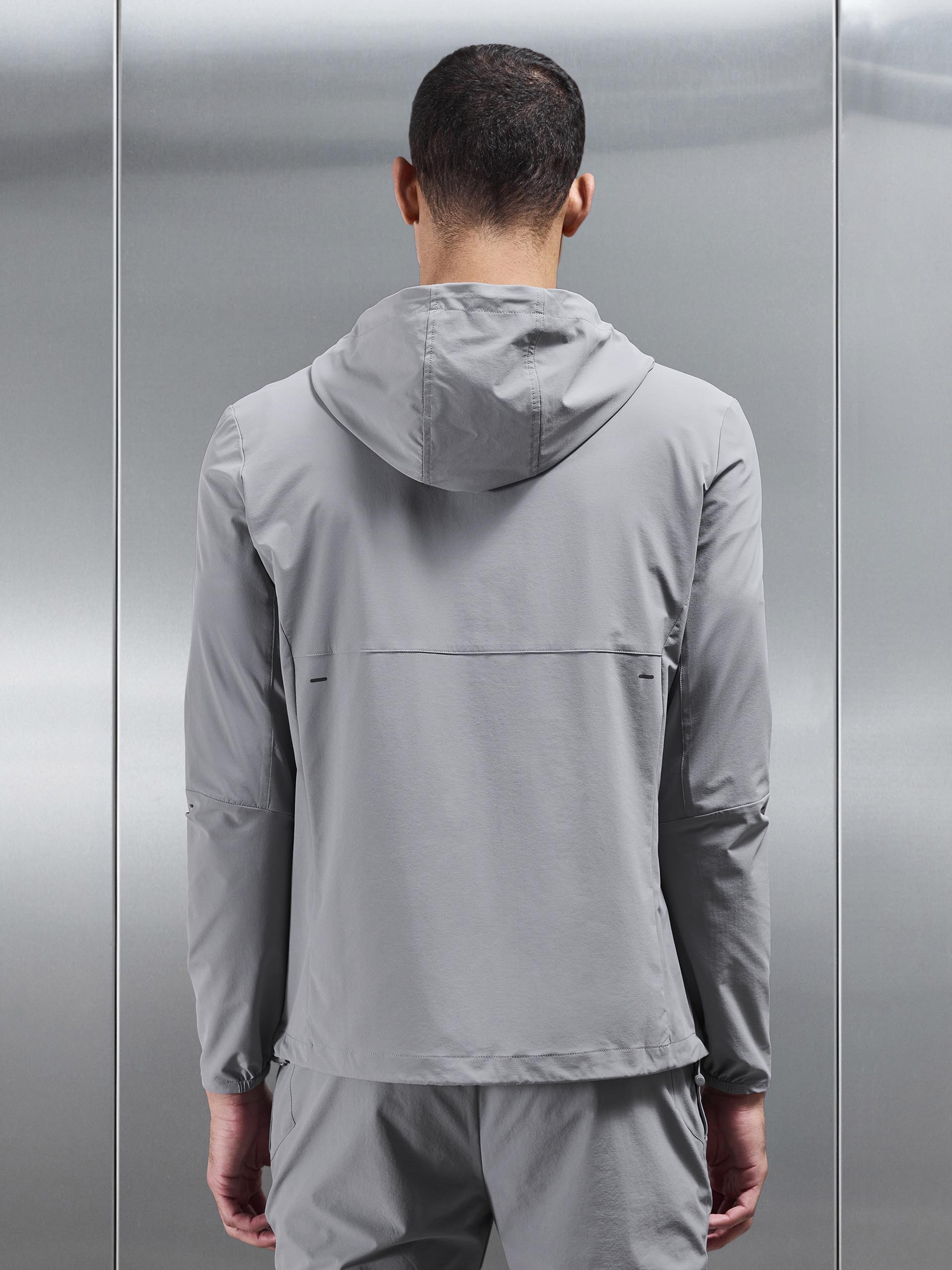 Mens Active Windbreaker in Mid Grey