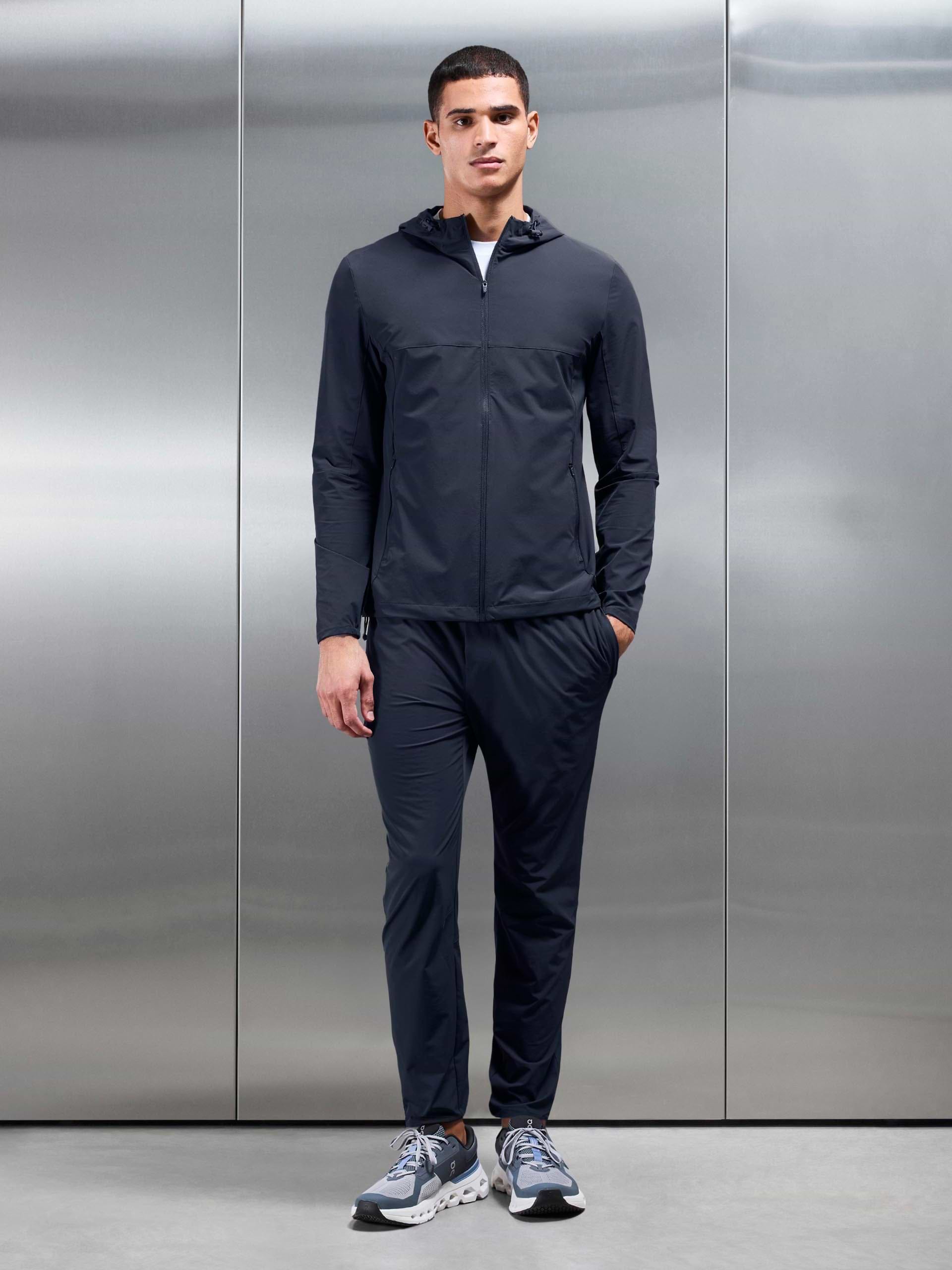 Mens Active Windbreaker in Navy