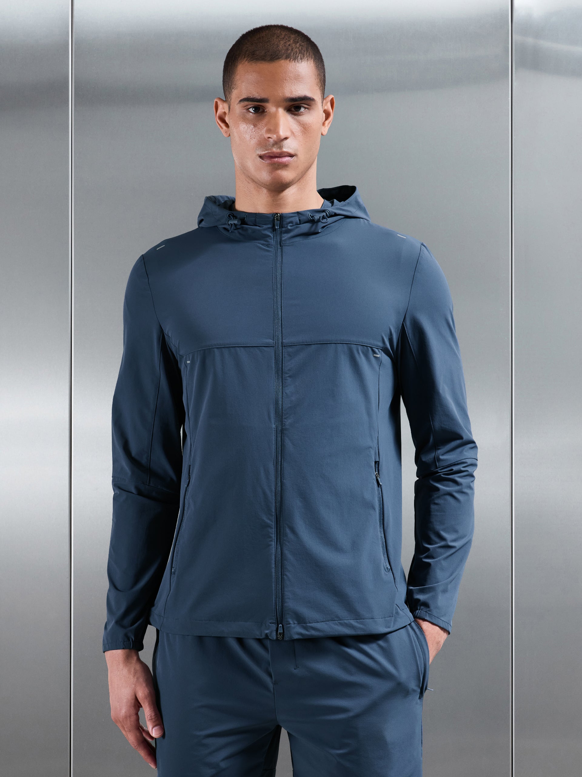Mens Active Windbreaker in Steel Blue