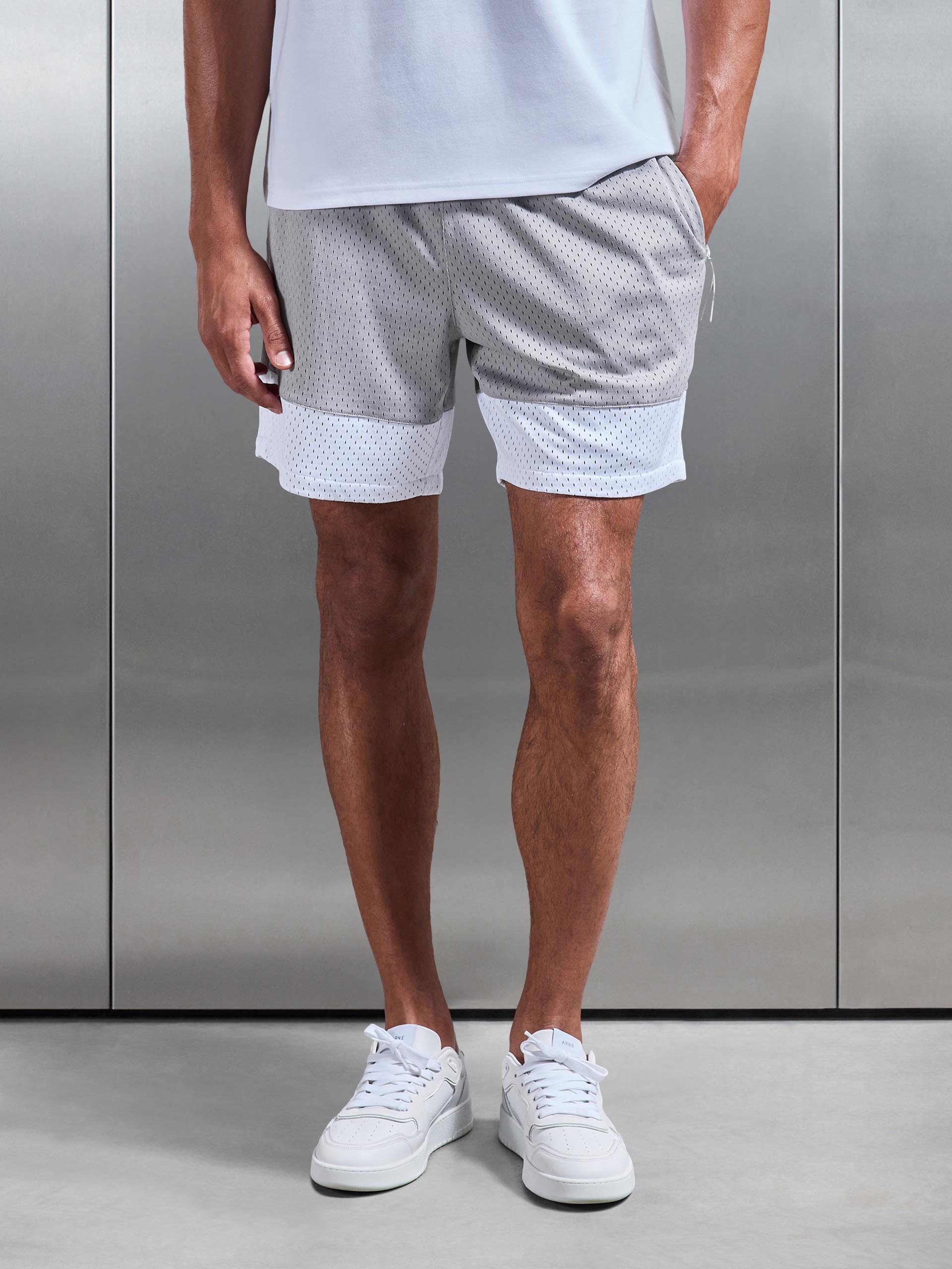 Mens AirTech Colour Block Mesh Short in Mid Grey
