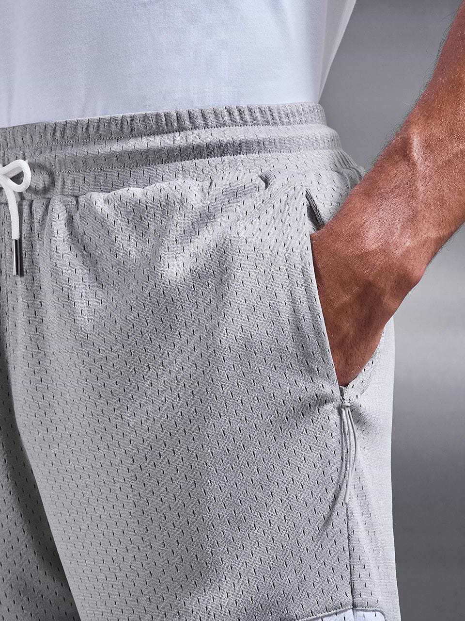 AirTech Colour Block Mesh Short in Mid Grey