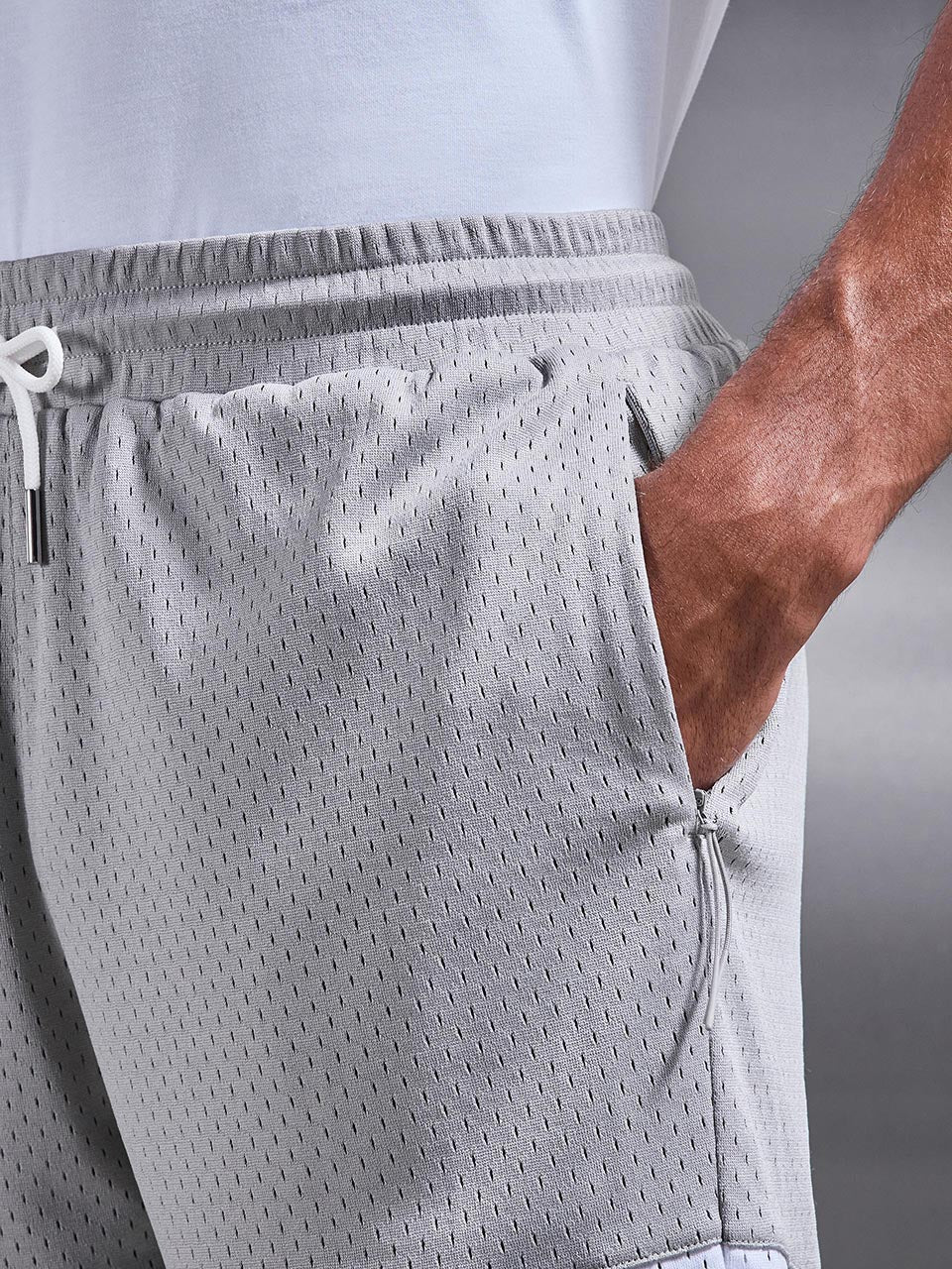 Mens AirTech Colour Block Mesh Short in Mid Grey